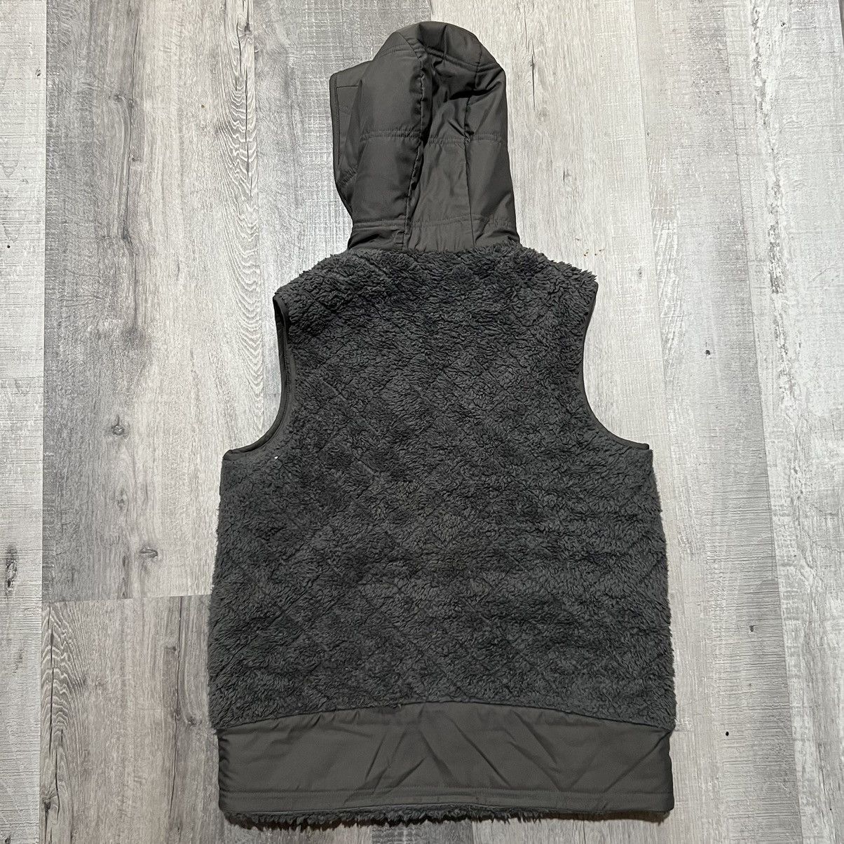 Patagonia PATAGONIA Los Gatos Reversible Diamond Quilted Gray Vest Size S / US 4 / IT 40 - 6 Thumbnail