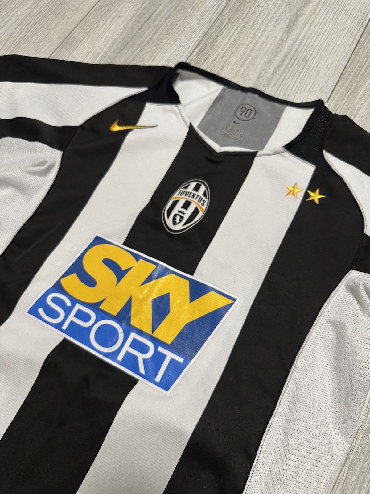 Nike Vintage Nike Juventus 2004 Home Football Soccer Jersey Sky Size US S / EU 44-46 / 1 - 2 Thumbnail