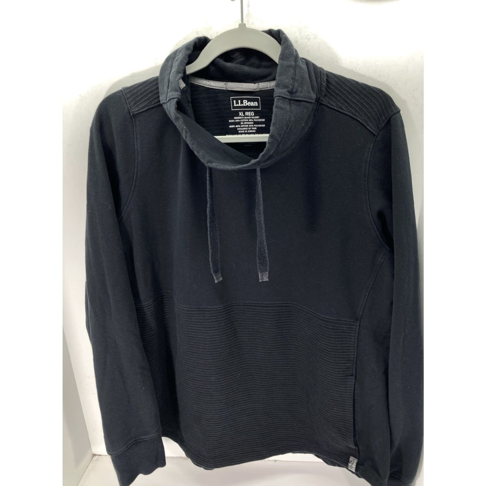 Vintage VINTAGE LL Bean Sweatshirt Men XL Solid Black Pullover Collared Cowl Collar Cotton Blend Casual Mens XL Black Sweatshirt Size US XL / EU 56 / 4 - 2 Thumbnail