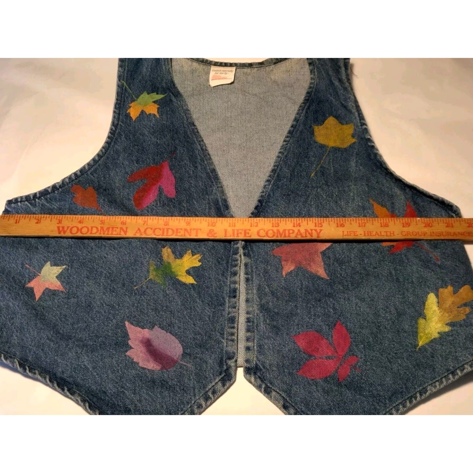 Denime VINTAGE Upcycled Jean Vest Women One Size Blue Denim Painted Leaves Fall Autumn Leaf Size 42" / US 20 - 5 Thumbnail