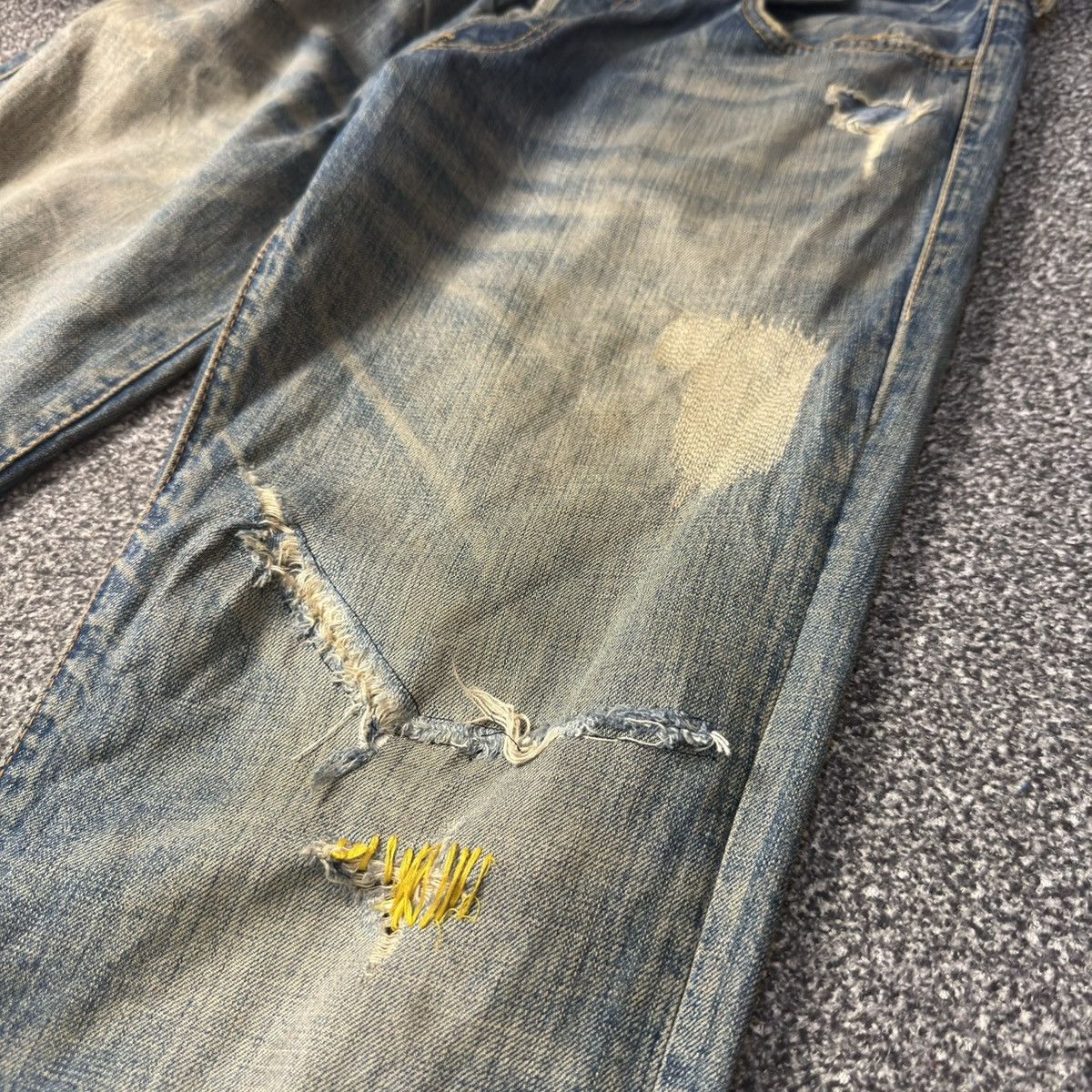 Levi's Vintage 2005 Levis S502 Destroyed Grunge Jeans W34 Size US 34 / EU 50 - 5 Thumbnail