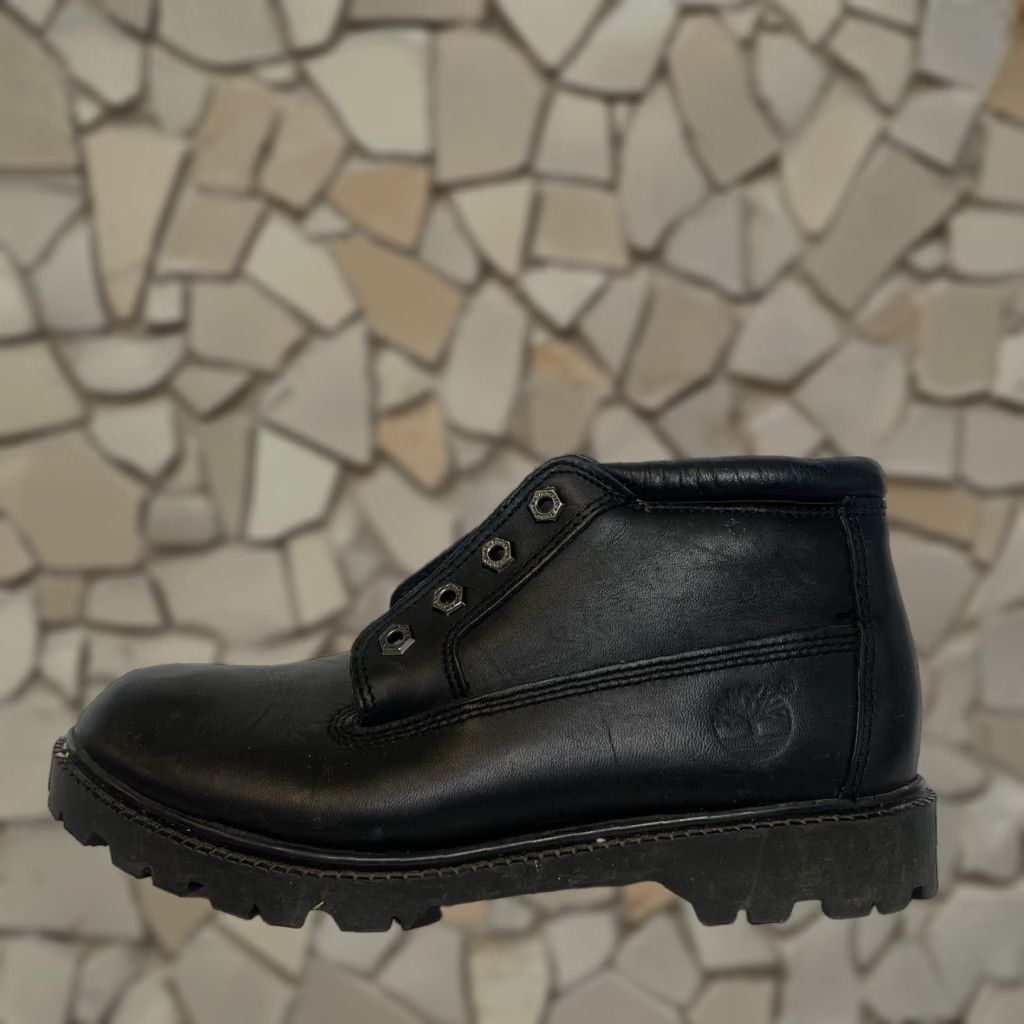 VINTAGE Timberland Women's Waterproof Leather Chukka Boots Size