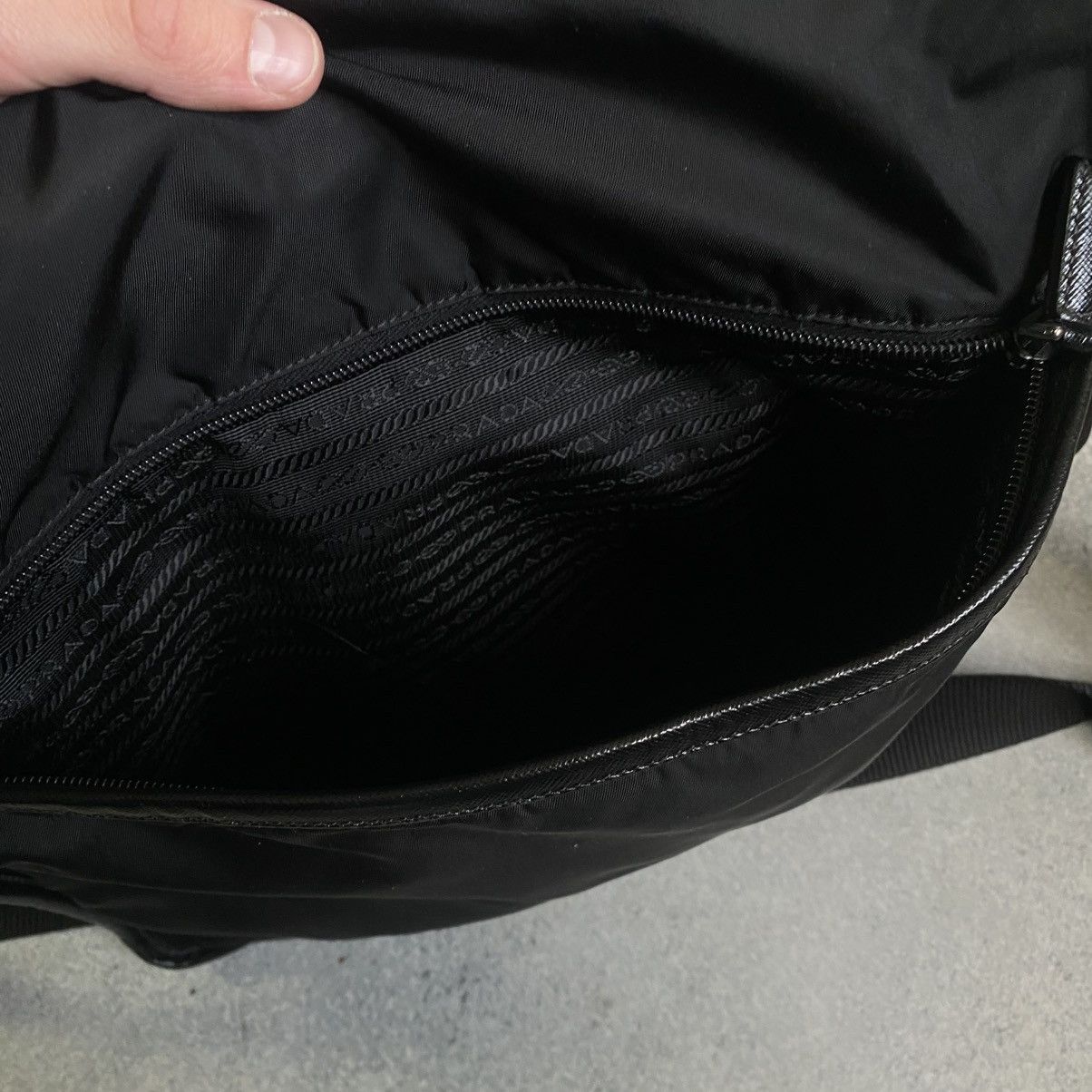 Prada Prada Bag Nylon Messenger Crossbody Size ONE SIZE - 9 Thumbnail