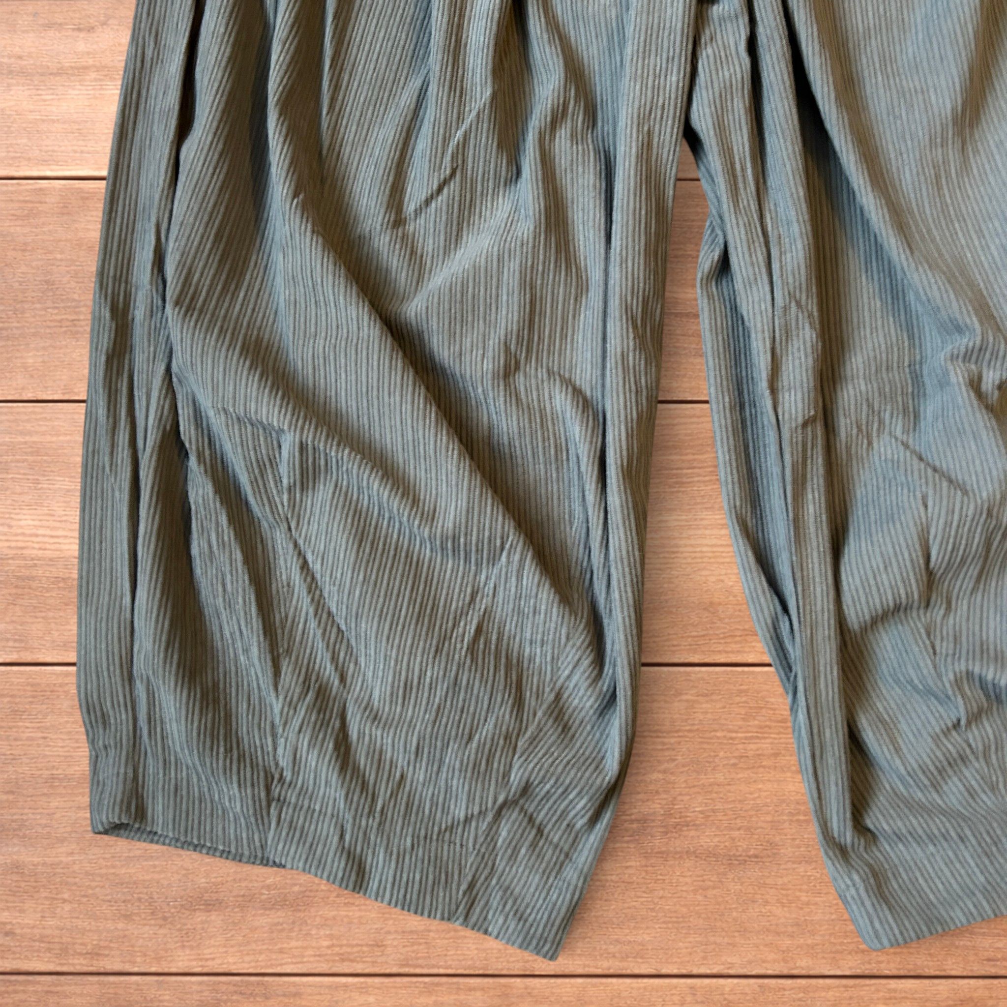 Japanese Brand Super baggy wide leg corduroy trousers joggers in grey. Size US 36 / EU 52 - 4 Thumbnail