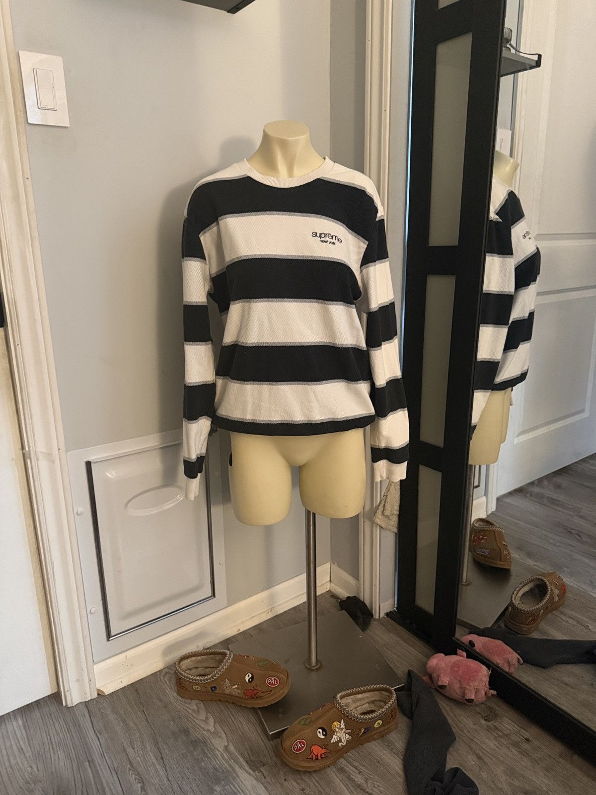 Supreme supreme striped crewneck Size US S / EU 44-46 / 1 - 3 Thumbnail