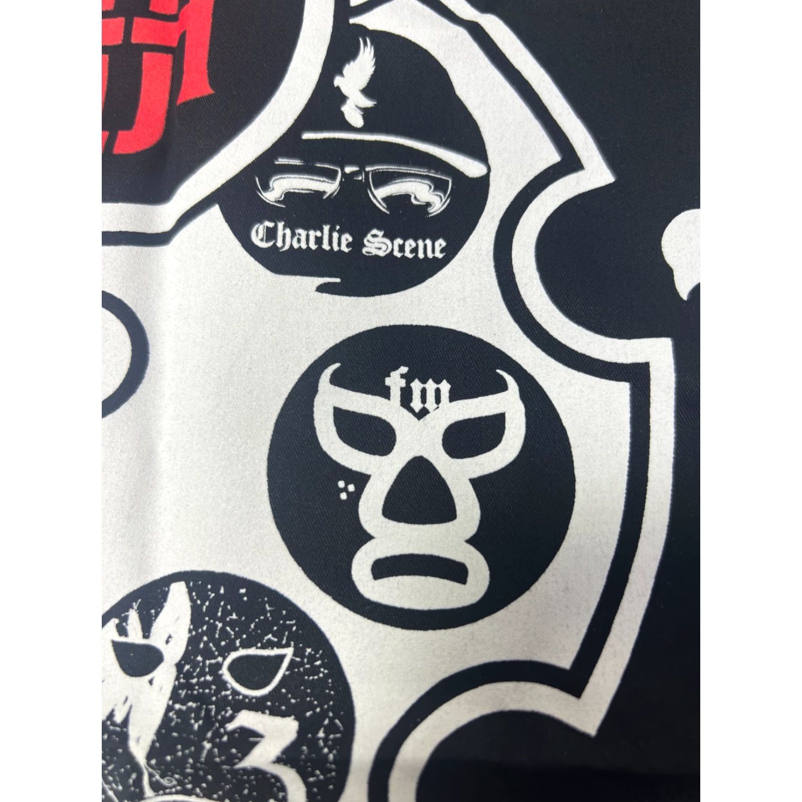 Vintage Hollywood Undead Bandana Unisex 20x20 Black Paisley Face Mask Head Wrap Mouth Cover Scarf The Blood Album Size ONE SIZE - 4 Thumbnail