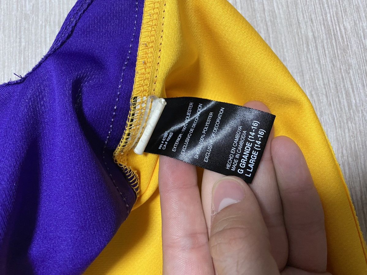 NBA Adidas Tank Jersey NBA L.A Lakers Howard #12 size XS-S Size US XS / EU 42 / 0 - 9 Thumbnail