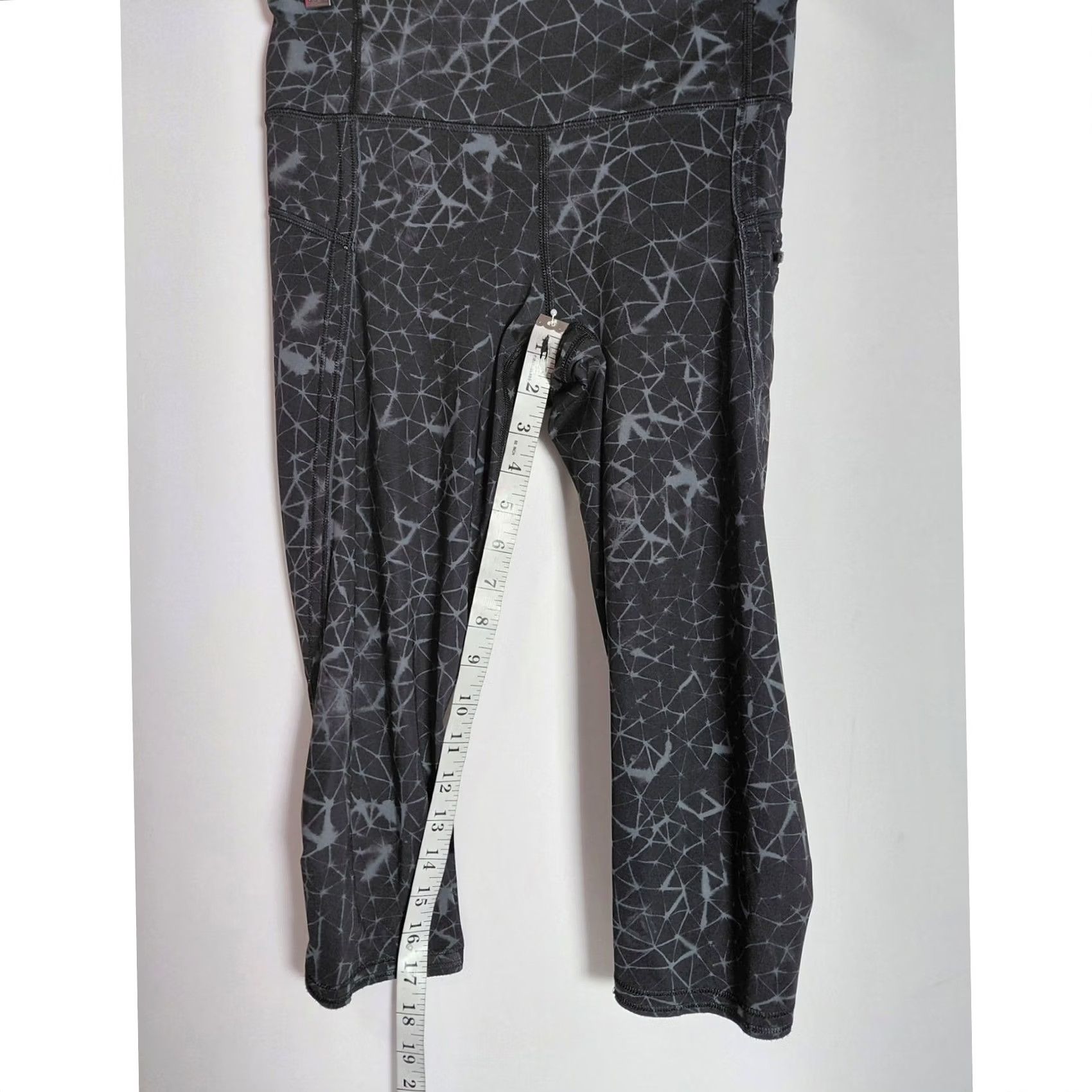 Lululemon Lululemon Leggings Black Patterned Knit Slim Women Size 4 Spotted Athletic Yoga Gym & Training Skiing Size 27" / US 4 / IT 40 - 8 Thumbnail