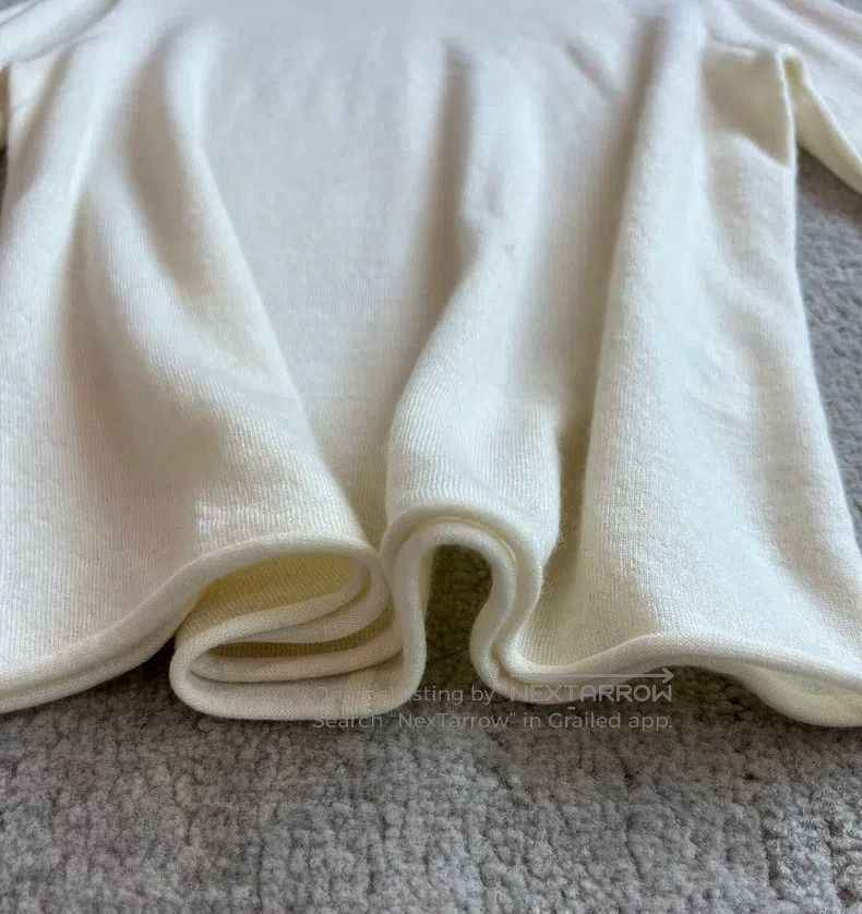 The Row The row Women's cashmere long sleeve T-shirt knitted Size M / US 6-8 / IT 42-44 - 2 Thumbnail