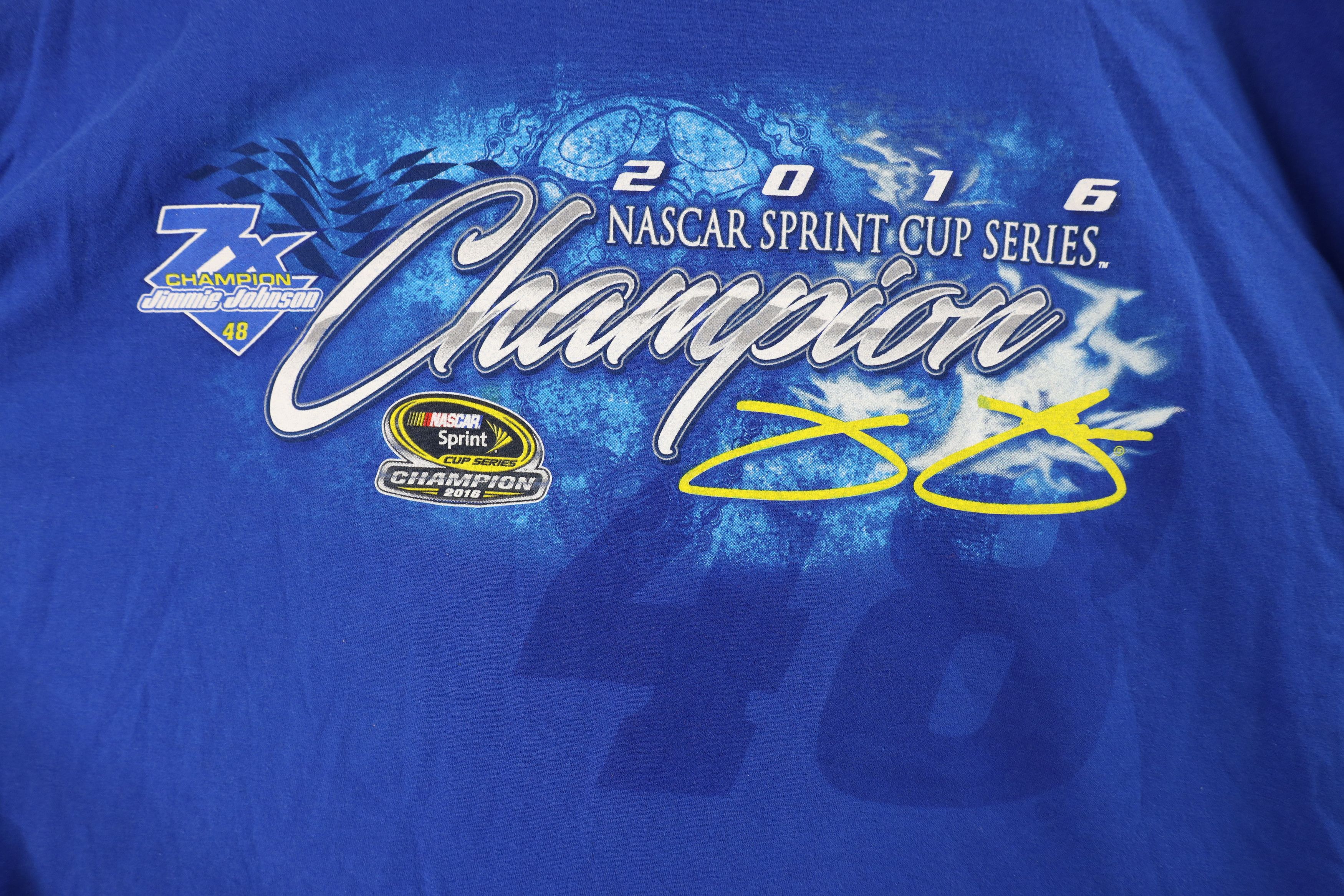 Vintage Vintage Y2K NASCAR Jimmie Johnson Racing T-Shirt Blue Size US XXL / EU 58 / 5 - 4 Thumbnail