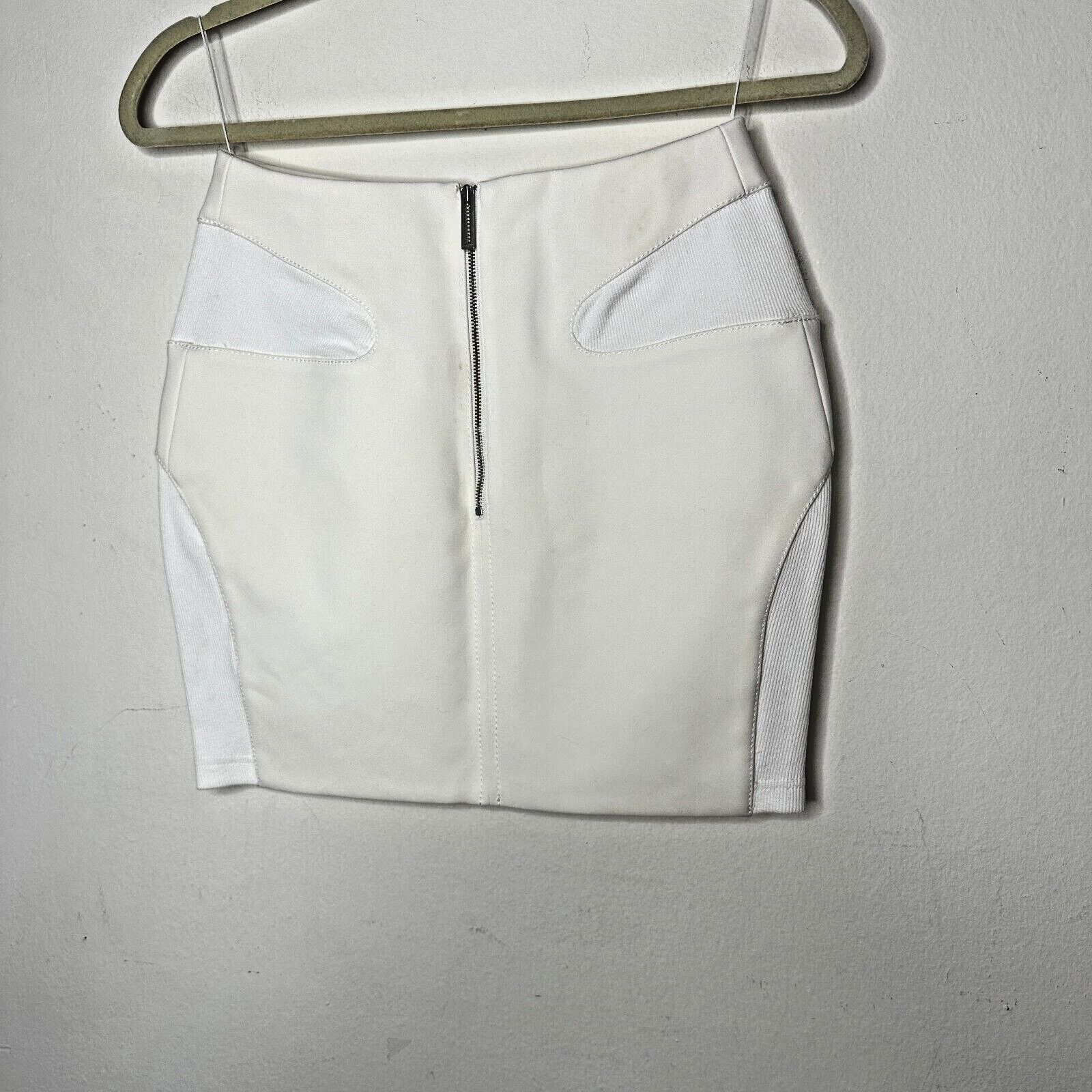 Dion Lee UNIQUE Dion Lee Off-White Contour Stitch Bandage Mini Skirt Size 26" / US 2 / IT 38 - 4 Thumbnail