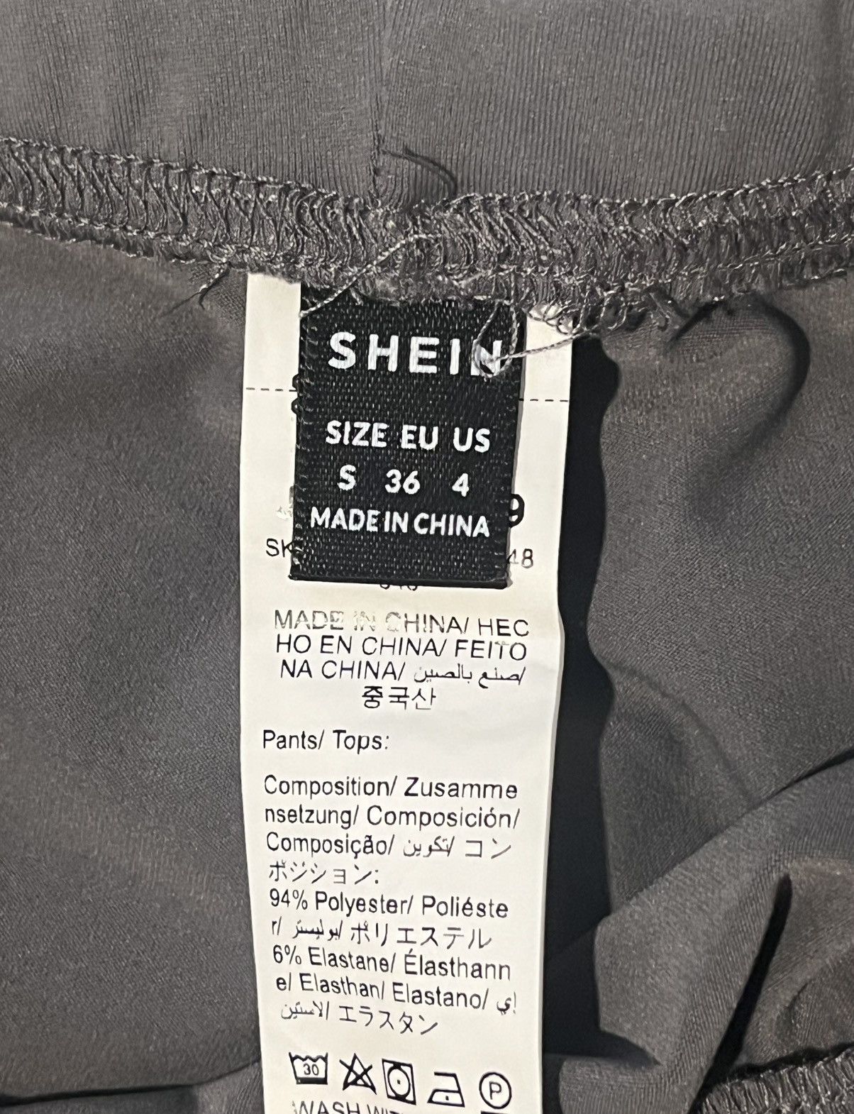 Shein Grey Flared Pants with Energetic Print Size 27" / US 4 / IT 40 - 4 Thumbnail