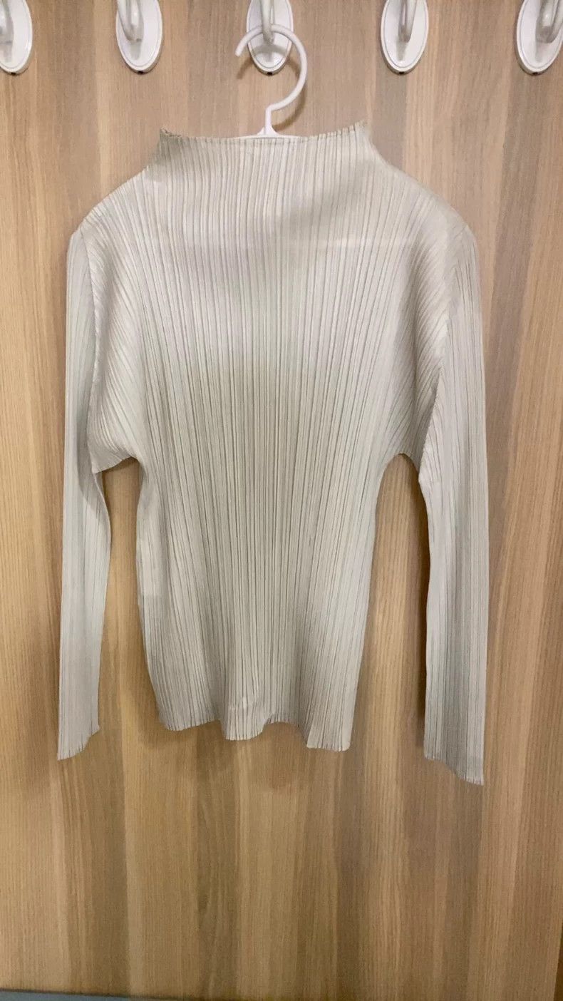 Issey Miyake Issey Miyake size:3 Beige long sleeves Size S / US 4 / IT 40 - 1 Thumbnail
