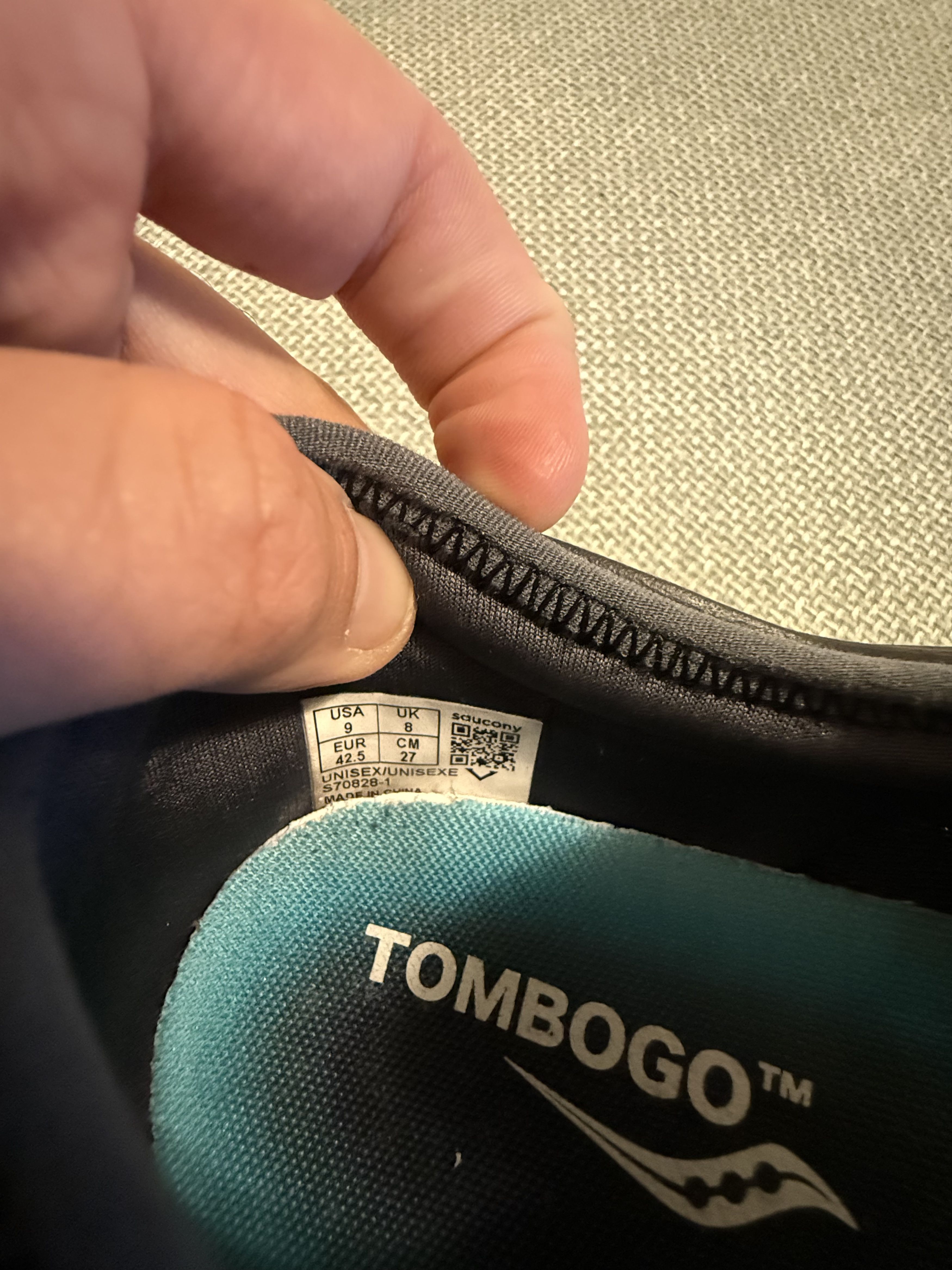Saucony *MSG TO OFFER* Saucony TOMBOGO Black Slip on Size US 9 / EU 42 - 7 Thumbnail