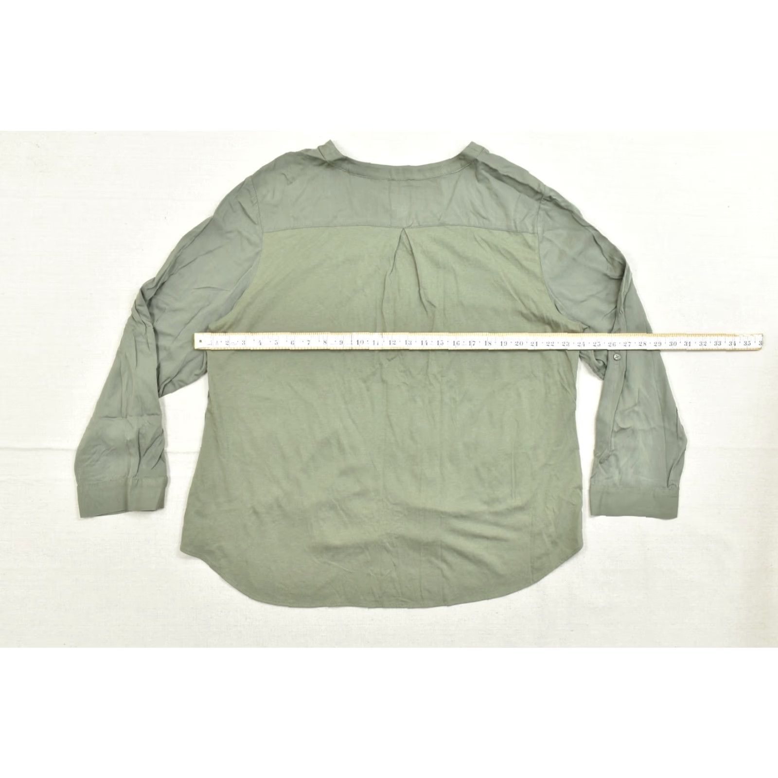 Vintage Chico's Women's Blouse Green V-Neck Long Sleeve Tie Front Solid Polyester Size 3 Regular Womens Casual Shirt Size XS / US 0-2 / IT 36-38 - 3 Thumbnail