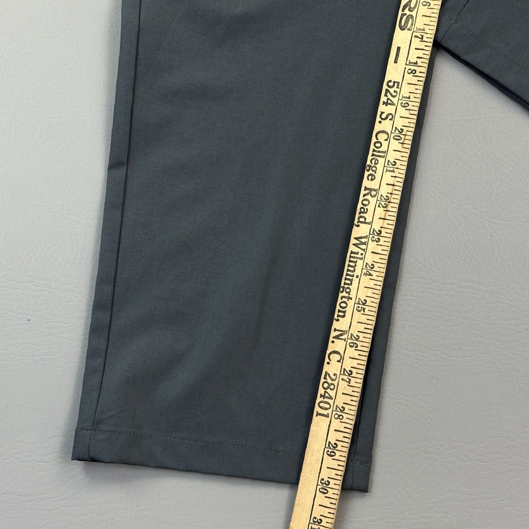 Vintage Libin Pants Mens 38x30 Gray Tech Performance Stretch Chino Casual Golf Pants Mens Gray Tech Performance Stretch Chino Casual Golf Size US 38 / EU 54 - 3 Thumbnail