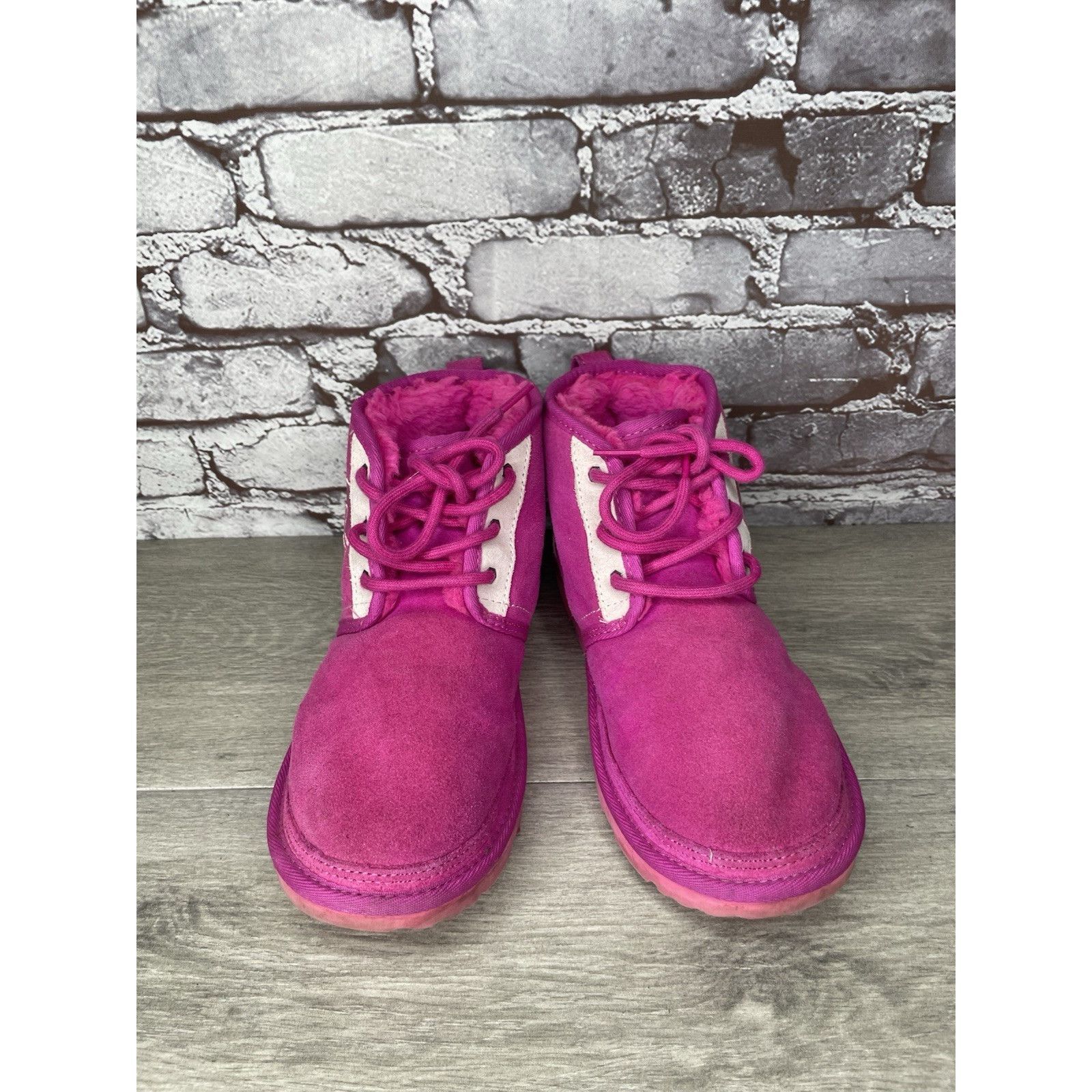 Ugg UGG PINK 🎀 Neumel Graphic Outline Authentic Fur Boots Kids Size US 6 / IT 36 - 14 Thumbnail