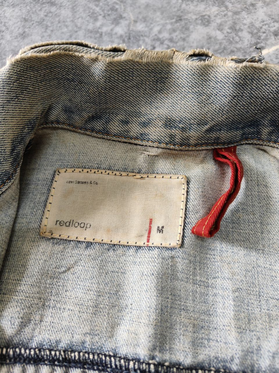 Levi's Thrashed Levi's Distressed Worn Denim Jacket Size US M / EU 48-50 / 2 - 13 Thumbnail