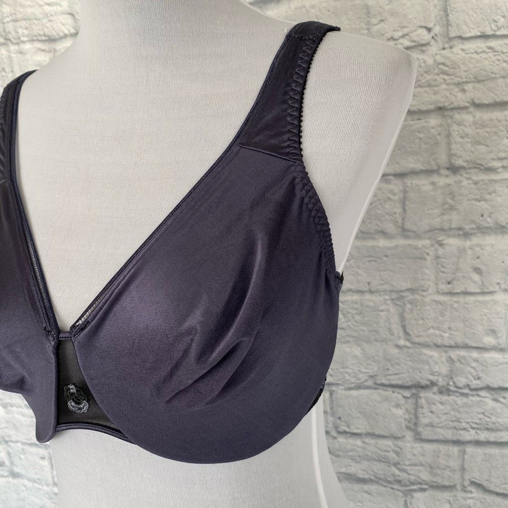 Other Olga women 38D satin front underwire bra w/3 hook closure Size ONE SIZE - 9 Thumbnail