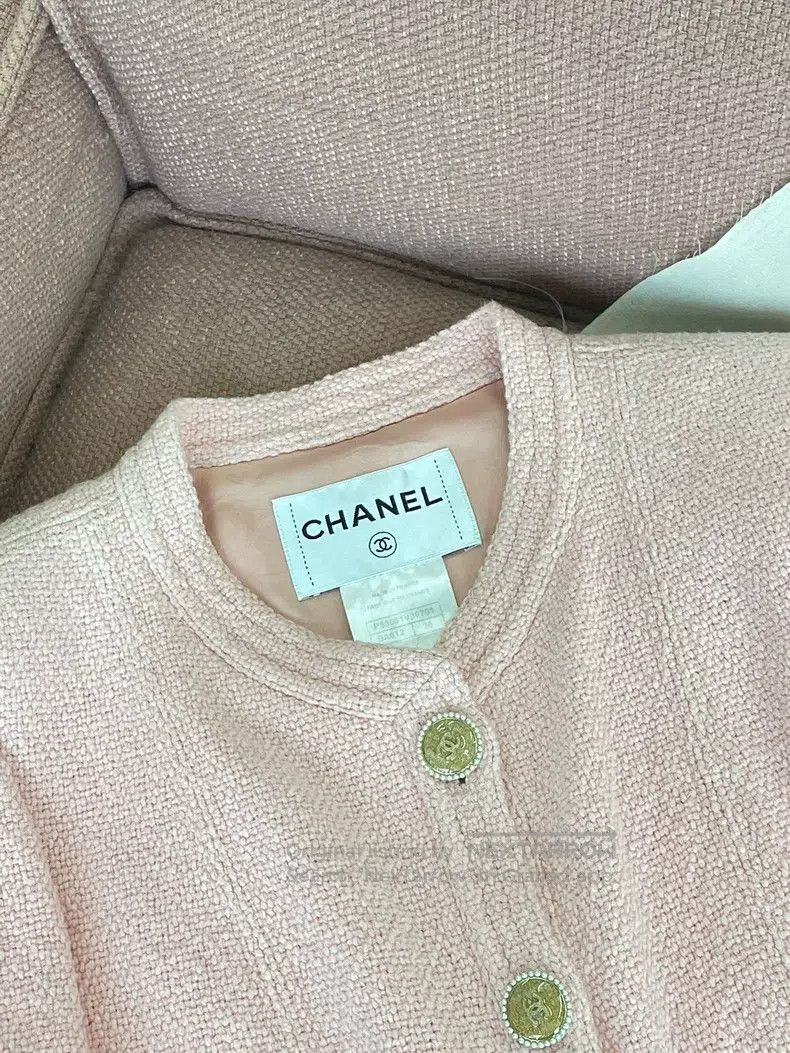 Chanel Chanel Seoul series pink tweed pearl buckle jacket Size XS / US 0-2 / IT 36-38 - 3 Thumbnail