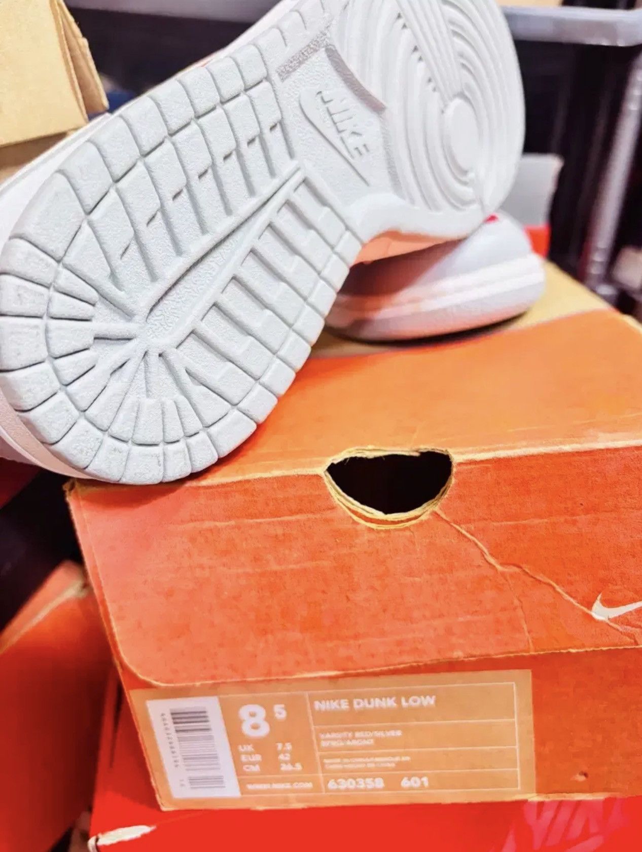 Nike Nike Dunk Low Grey Red 1999 OG Deadstock tokyo only Size US 8.5 / EU 41-42 - 2 Thumbnail