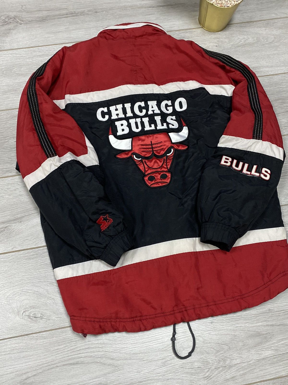 NBA Chicago Bulls Starter vintage big logo head jacket Size US S / EU 44-46 / 1 - 4 Thumbnail