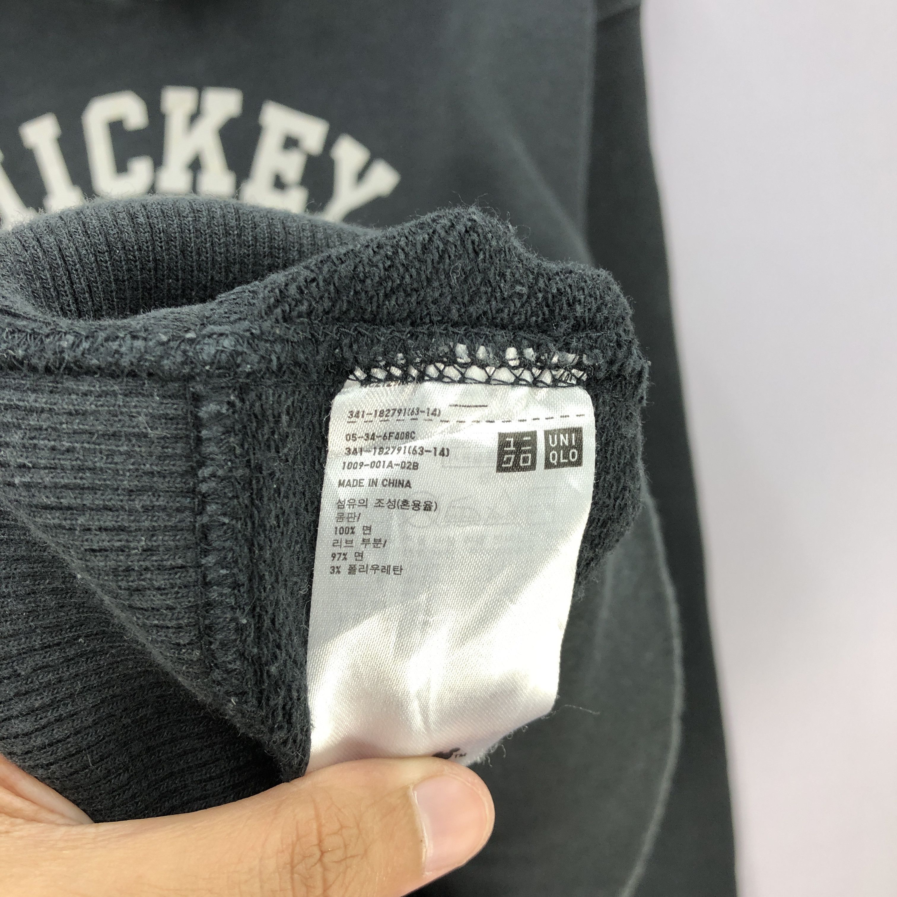 Disney Mickey Mouse Sweatshirt Hooded Disney Cartoon Sweater Size US XL / EU 56 / 4 - 4 Thumbnail