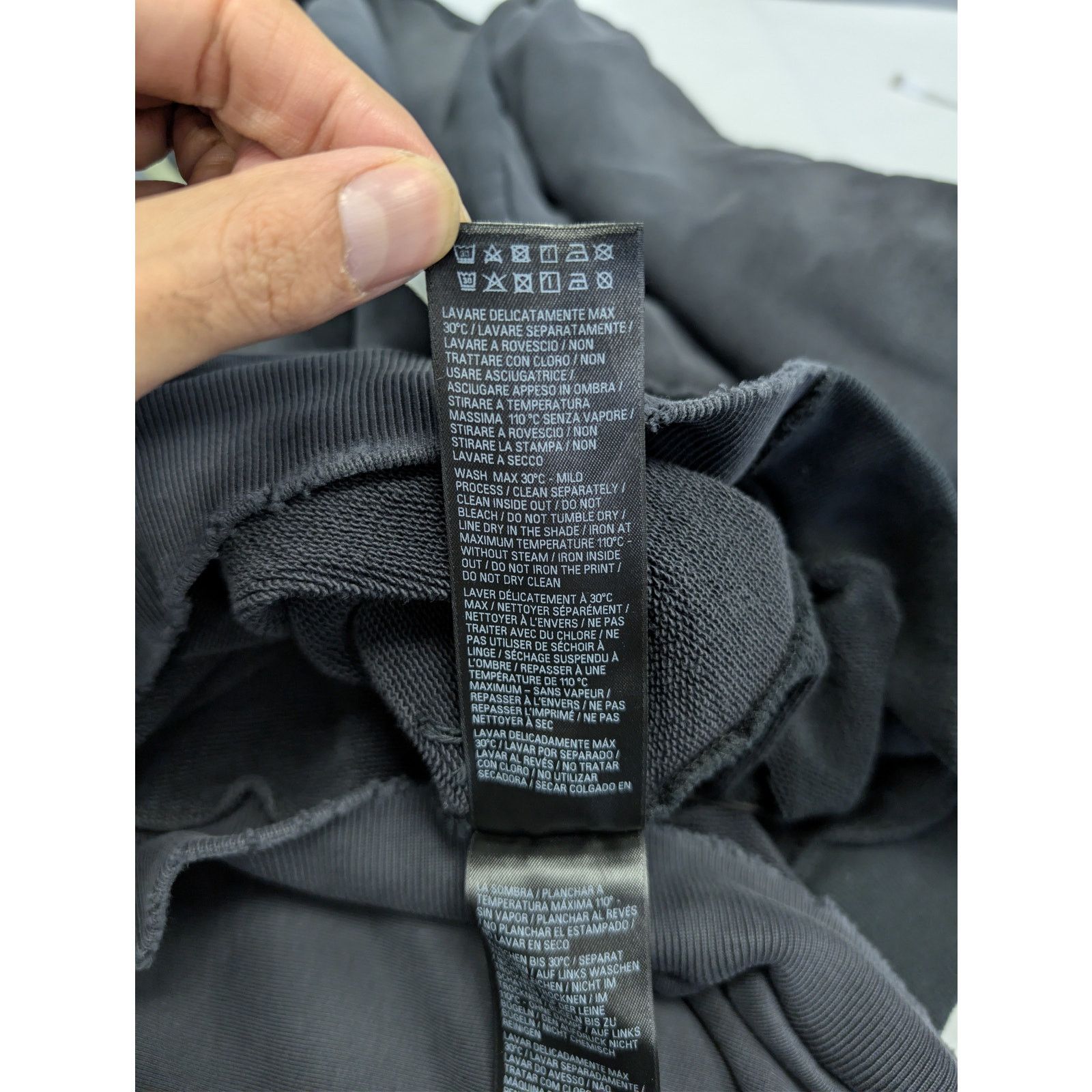 Balenciaga o1rshd1 Double Front Oversize Crewneck Sweatshirt Size US XL / EU 56 / 4 - 18 Thumbnail