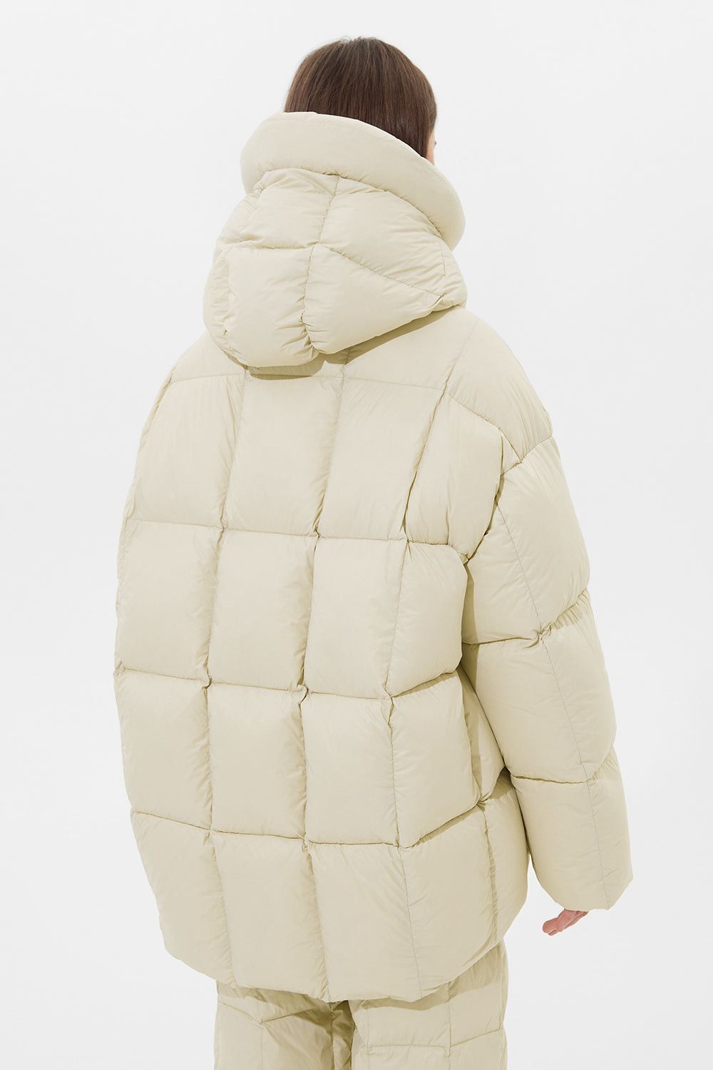 IENKI IENKI o1s22i1n1024 Wendy's Quilted Down Jacket in Off White Size XS / US 0-2 / IT 36-38 - 5 Thumbnail