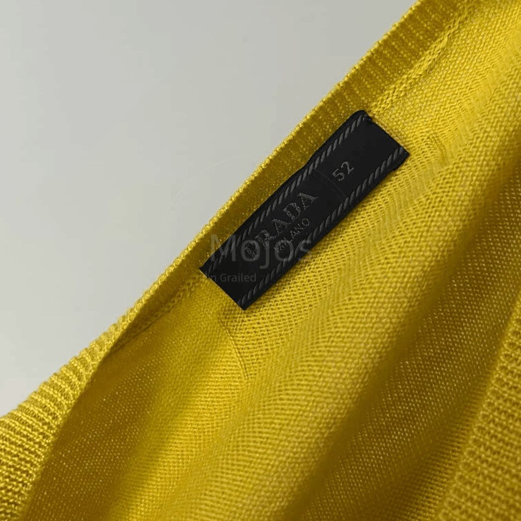 Prada Sz 52 Prada V-neck Knitwear Sweater-2508 Size US L / EU 52-54 / 3 - 5 Thumbnail