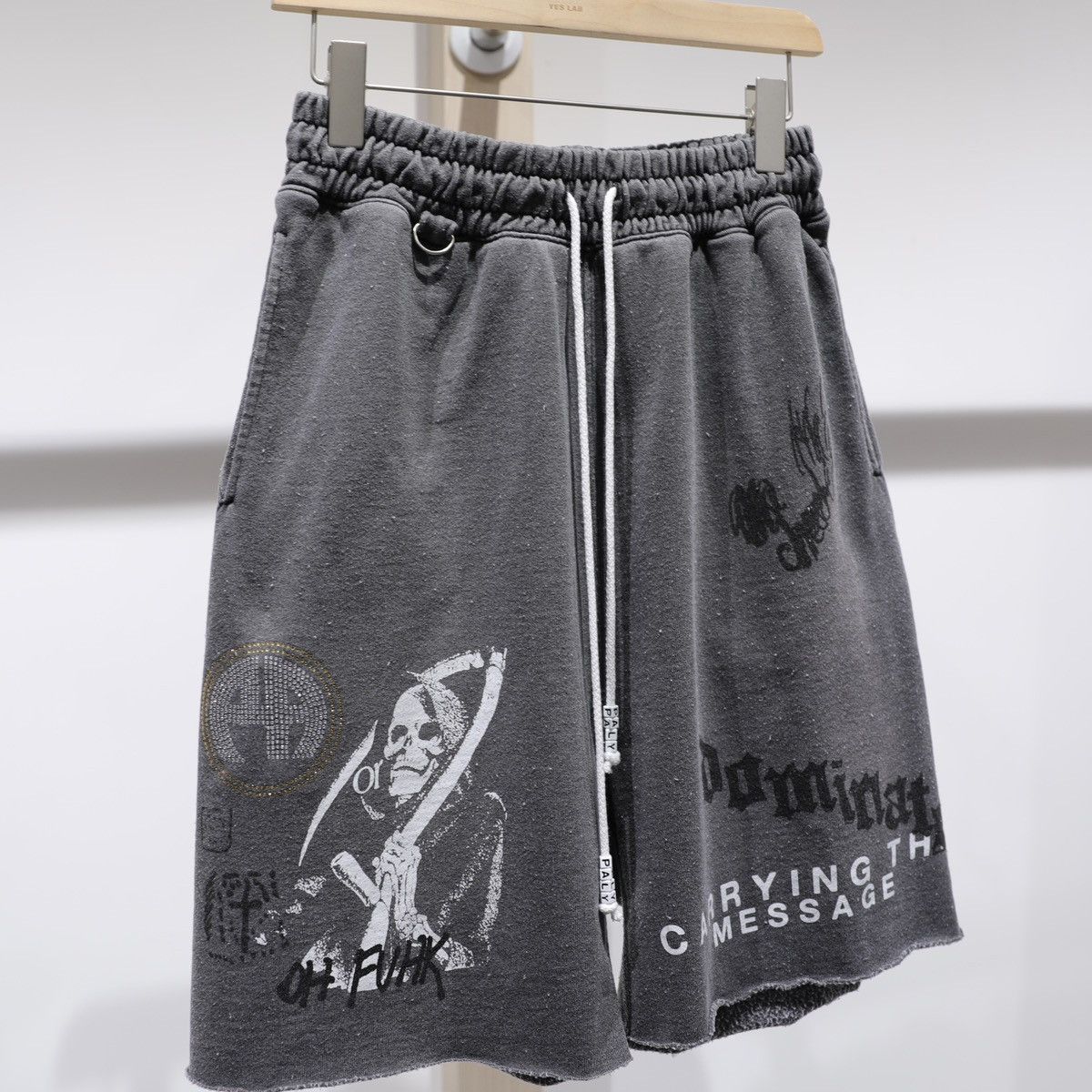 Paly Hollywood Paly Hollywood Carrying The Message Sweatshort Vintage Black Size US 32 / EU 48 - 2 Thumbnail