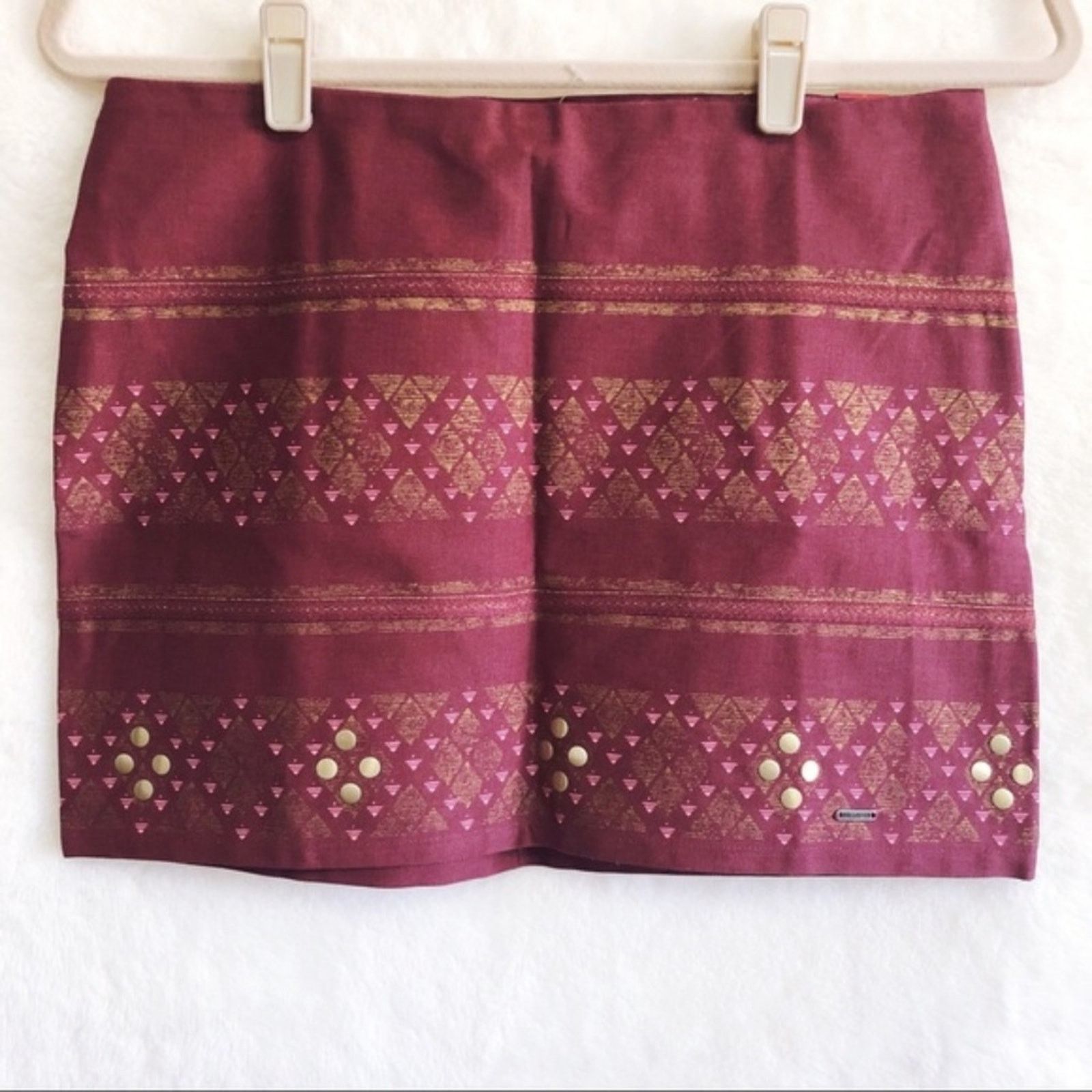 Hollister Hollister Red Embellished Skirt Size 29" - 1 Thumbnail