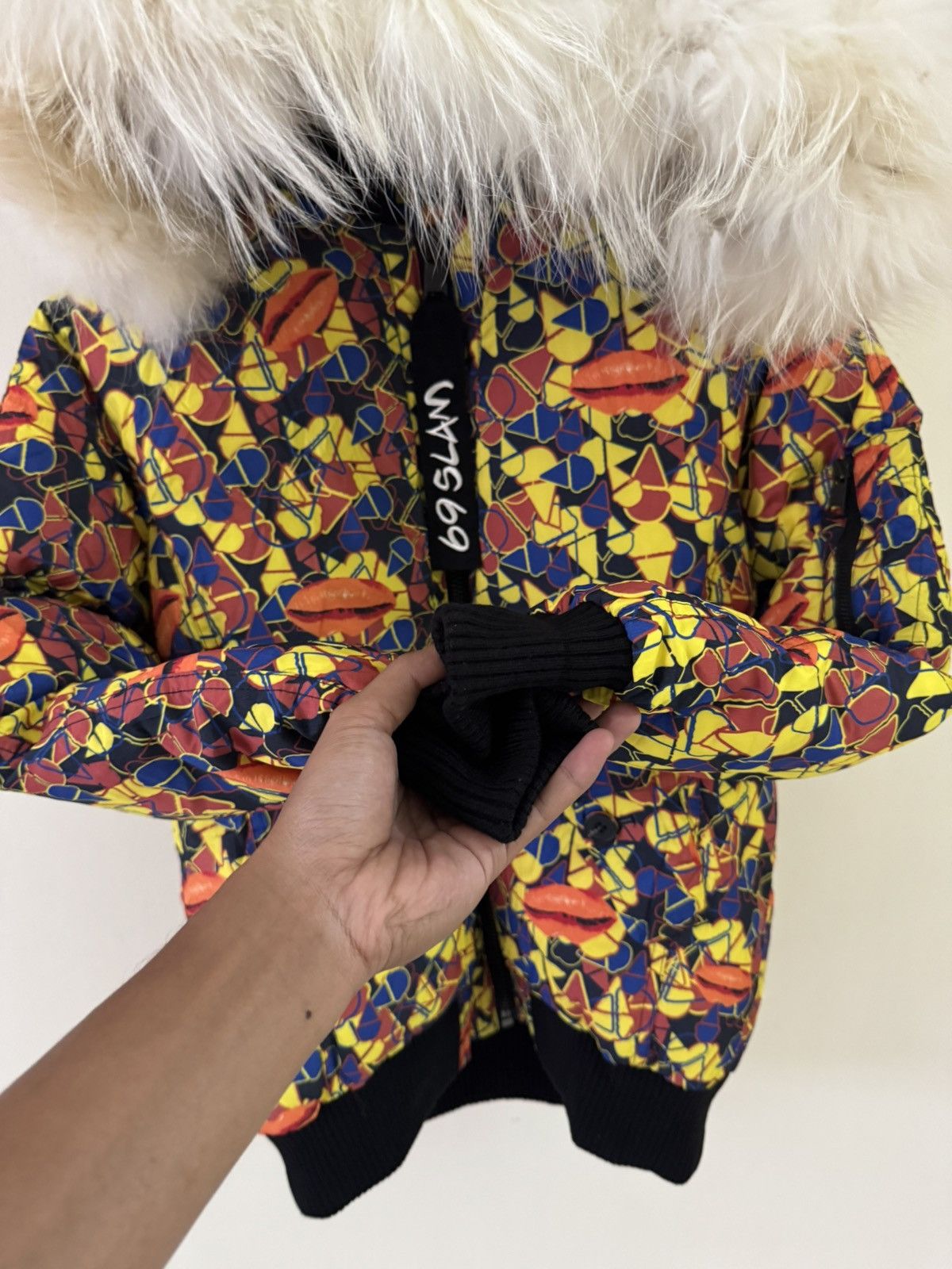 Le Grande Bleu (L.G.B.) 69 SLAM PLAY LOUD FUR HOODIE JACKET LIKE LGB STYLE Size US S / EU 44-46 / 1 - 4 Thumbnail
