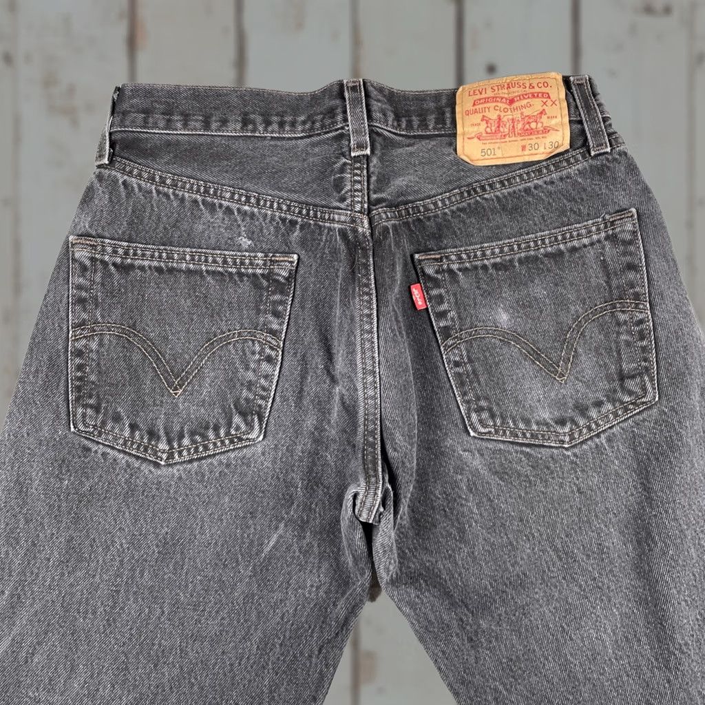 Levi's VINTAGE Levi’s 501 Denim Jeans Mens Pants Regular 28x28 Gray USA Mexico 28in Inseam Ankle Cotton Leather/Denim Fabric? Size US 28 / EU 44 - 1 Thumbnail
