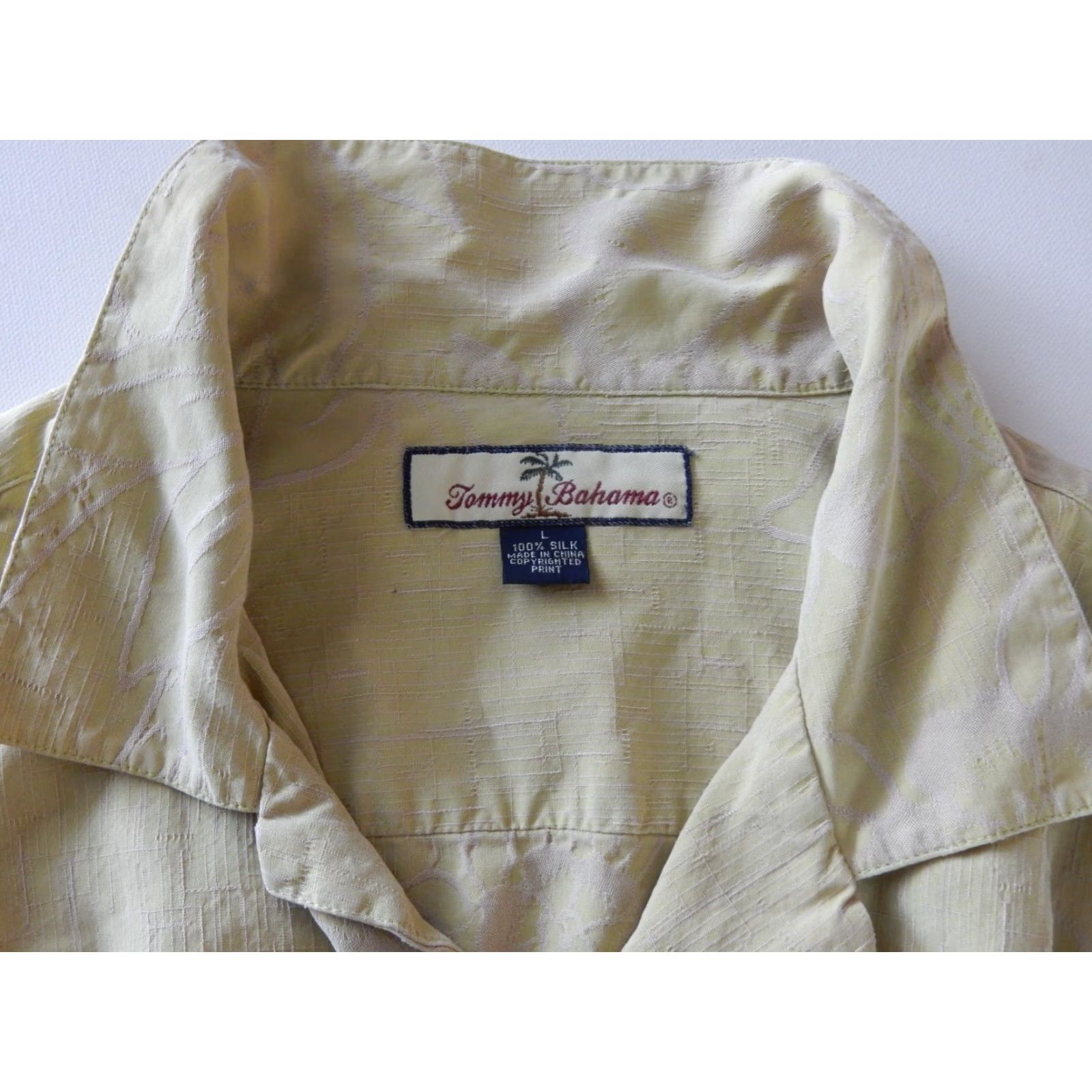 Tommy Bahama VINTAGE Tommy Bahama Men's Silk Hawaiian Shirt Short Sleeve L Yellow Floral 90s Size US L / EU 52-54 / 3 - 5 Thumbnail
