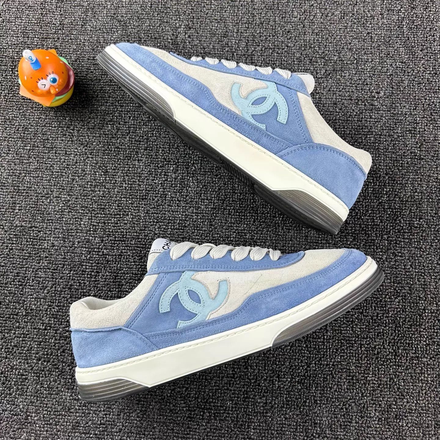 Chanel Chanel 23p Blue Suede Sneakers 38.5 Size US 8 / IT 38 - 4 Thumbnail