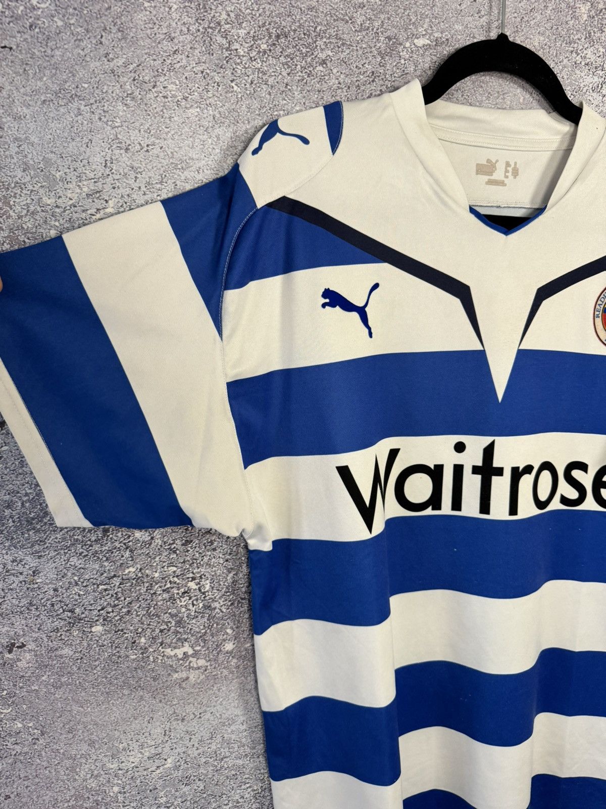 Puma × Vintage Vintage Reading 2009/10 Puma Soccer Jersey y2k blokcore Size US M / EU 48-50 / 2 - 8 Thumbnail