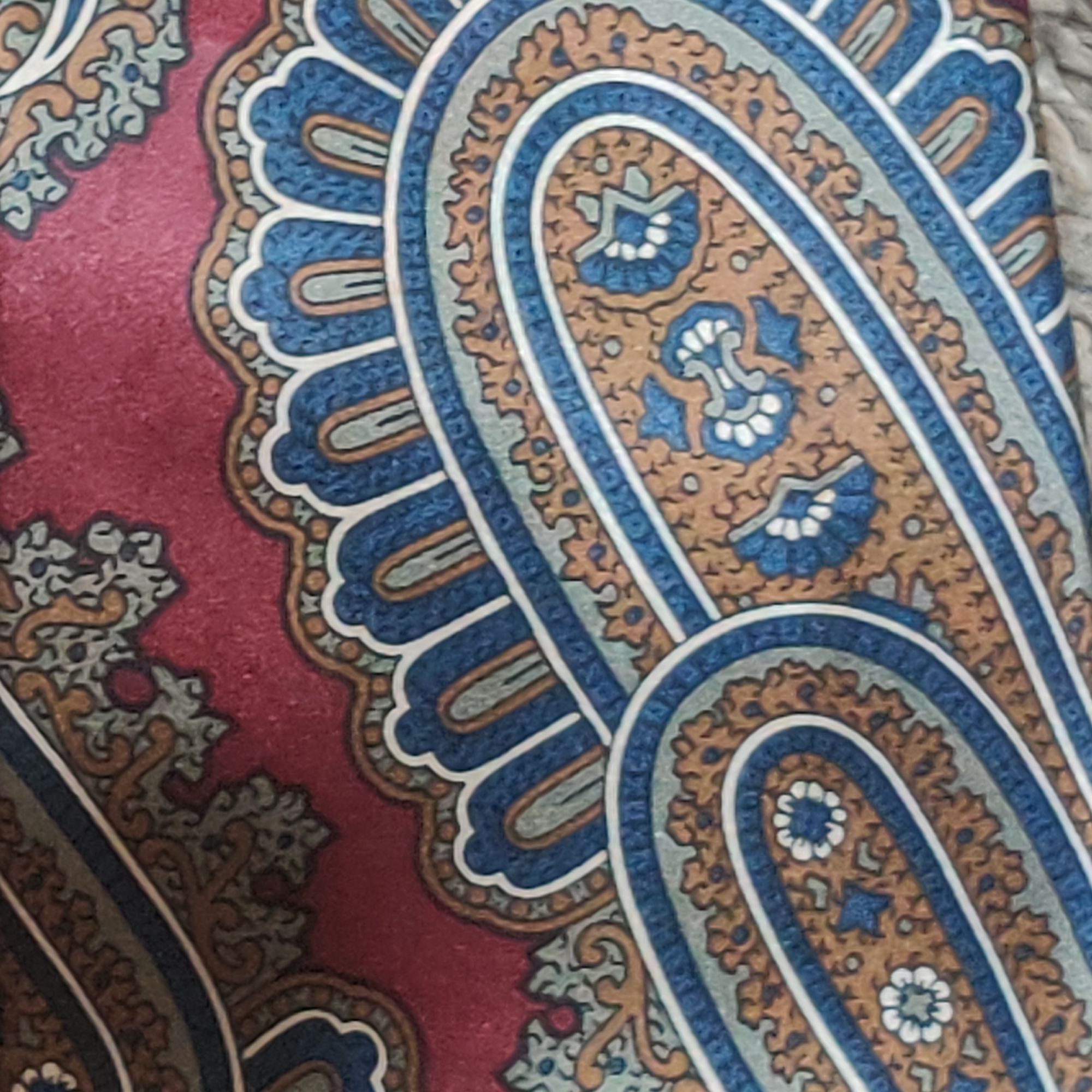 Vintage Stafford Executive All Silk Paisley Tie Red Blue Gold USA Ma Size ONE SIZE - 4 Thumbnail