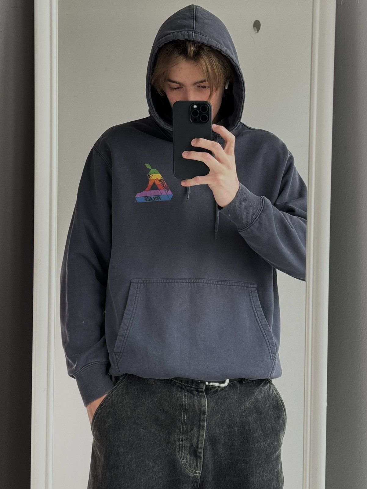 Palace hoodie fit best sale