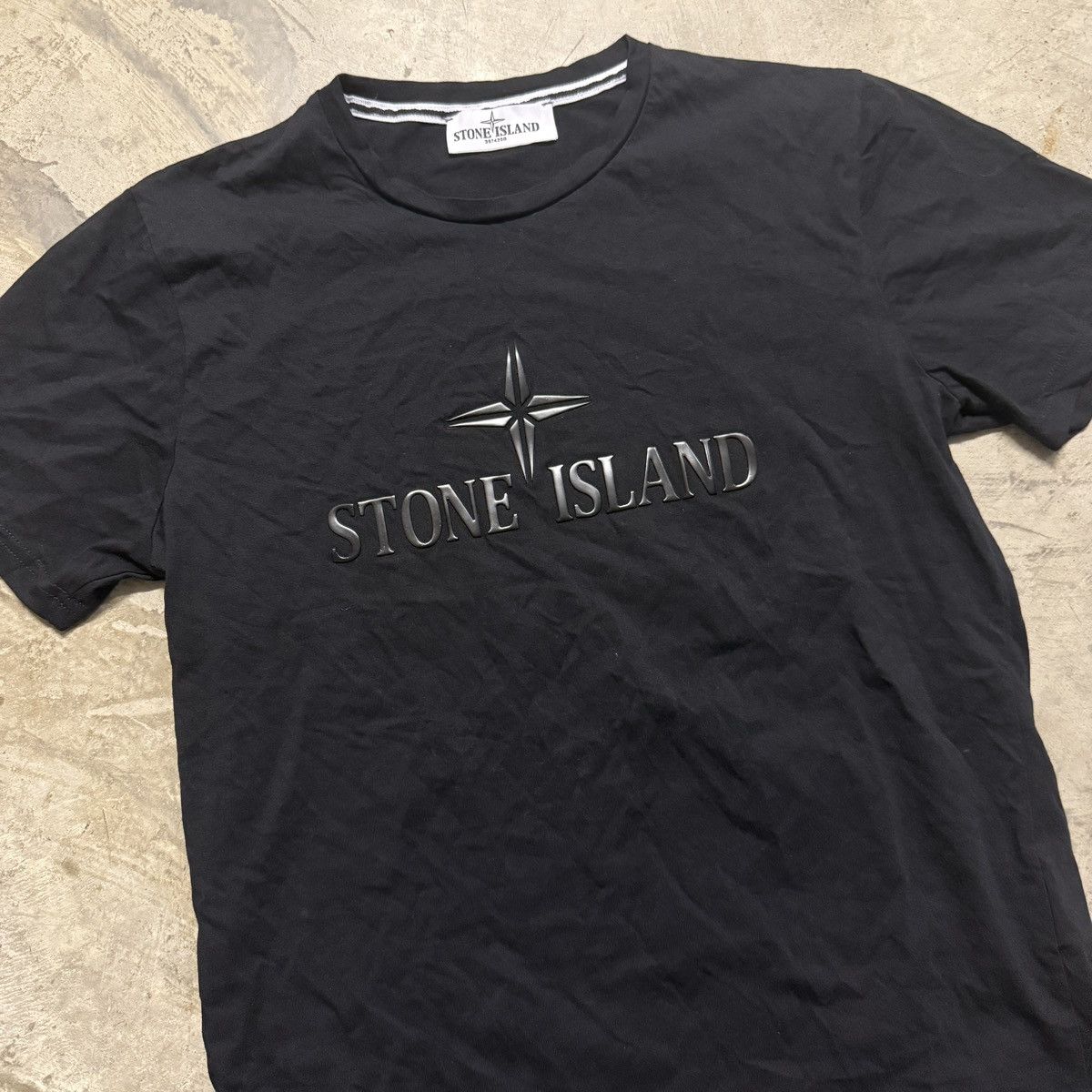 Stone Island Stone Island Rubberized Logo Shirt Size L Size US L / EU 52-54 / 3 - 1 Thumbnail
