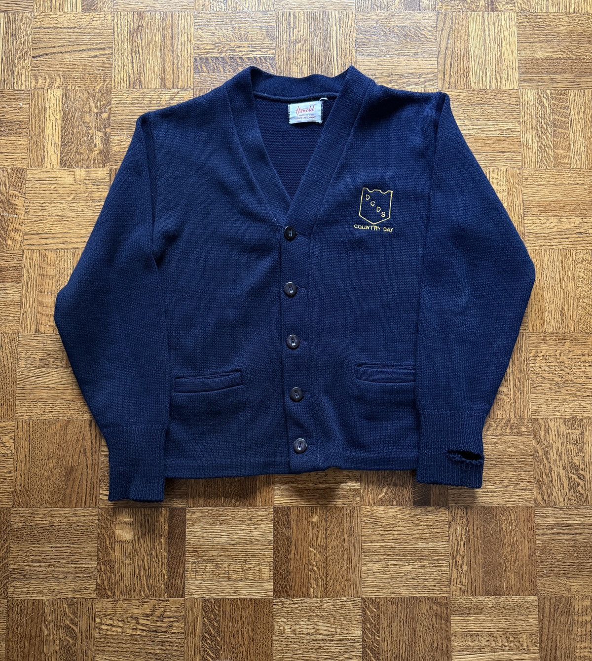 Vintage Vintage Detroit Country Day Knit Cardigan Sweater Size US S / EU 44-46 / 1 - 1 Thumbnail