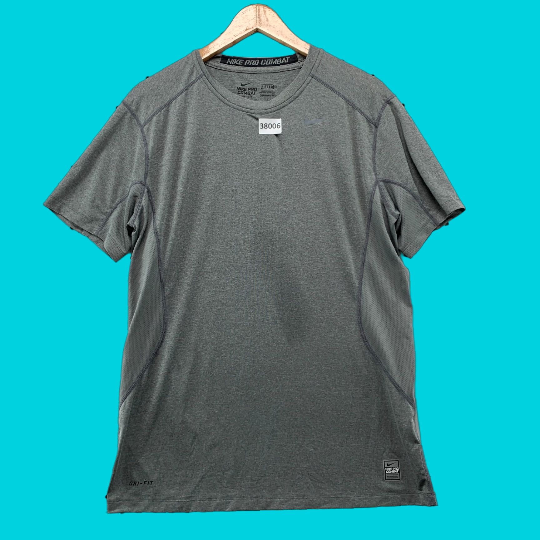 Nike Nike Pro Combat Active Shirt Mens Large Gray Fitted Short Sleeve Crew Neck T-Shirt Compression Athletic 20.5x29 Size US L / EU 52-54 / 3 - 1 Thumbnail