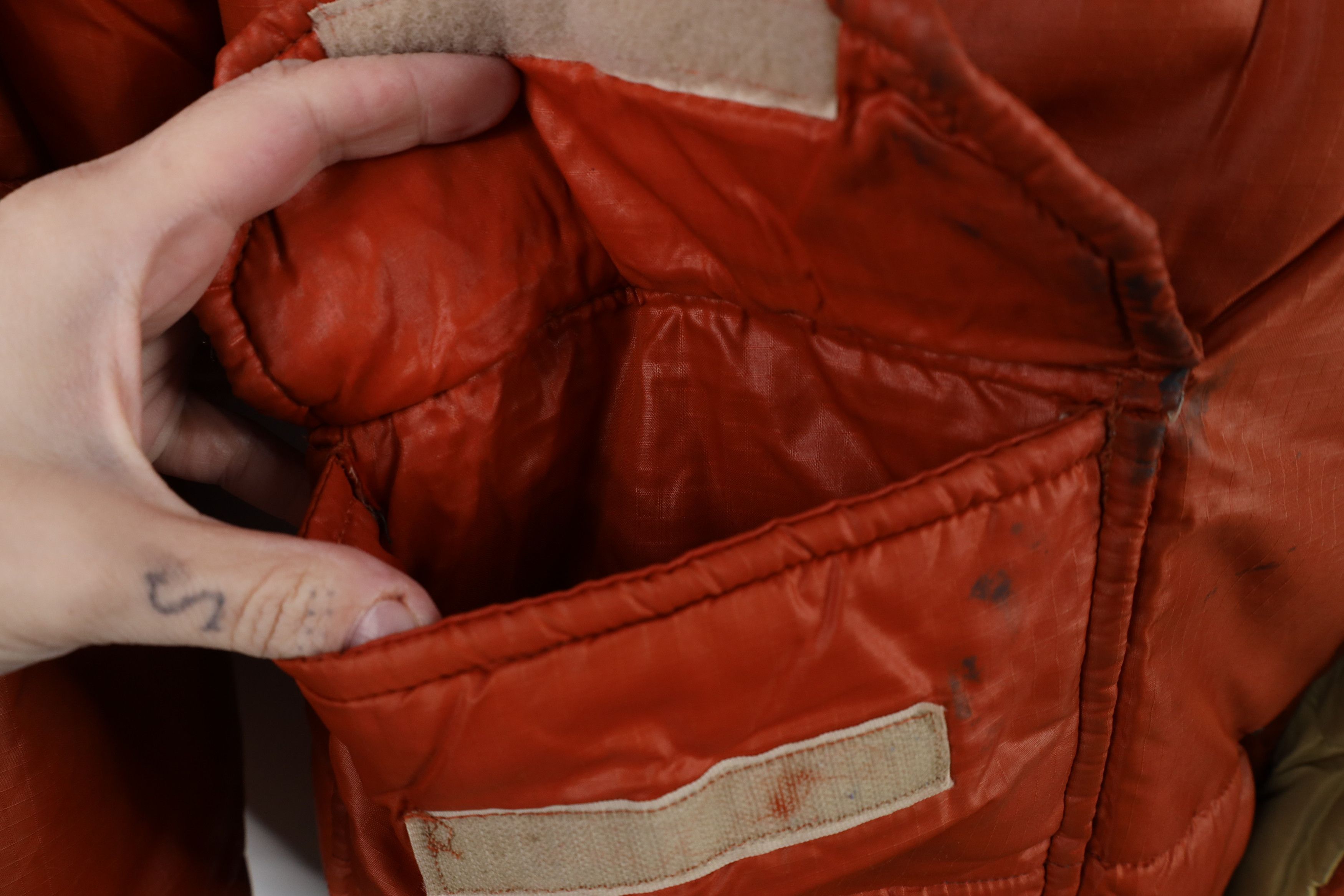 Vintage Vintage 70s Streetwear Winter Puffer Jacket Orange USA Size US XL / EU 56 / 4 - 6 Thumbnail