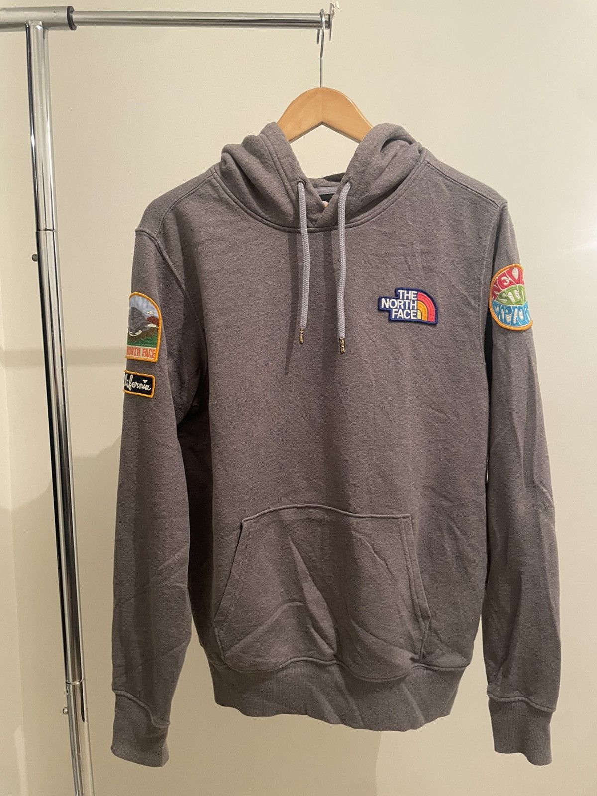The North Face ‘Never Stop Exploring’ Hoodie – Men’s S