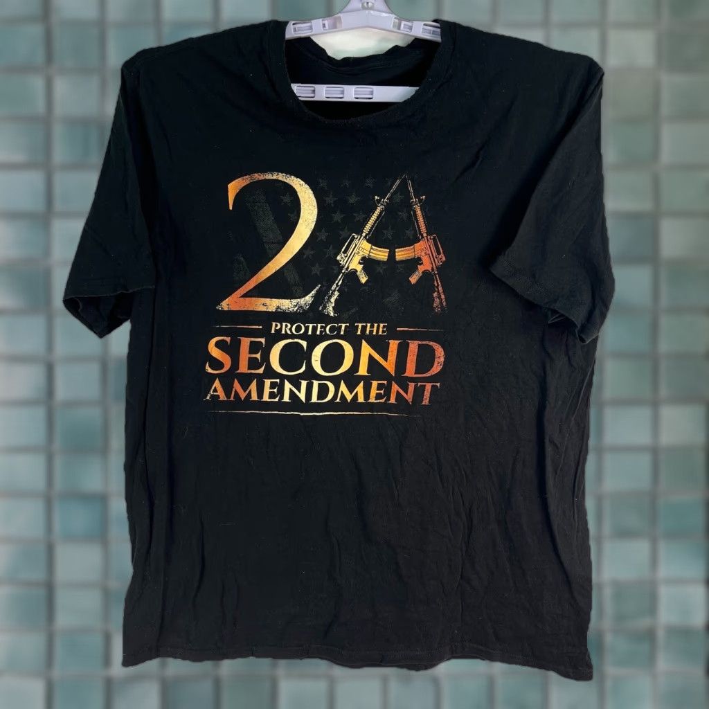 Gildan Protect The Second Amendment T-Shirt Adult Large Black Short Sleeve Size US L / EU 52-54 / 3 - 1 Thumbnail