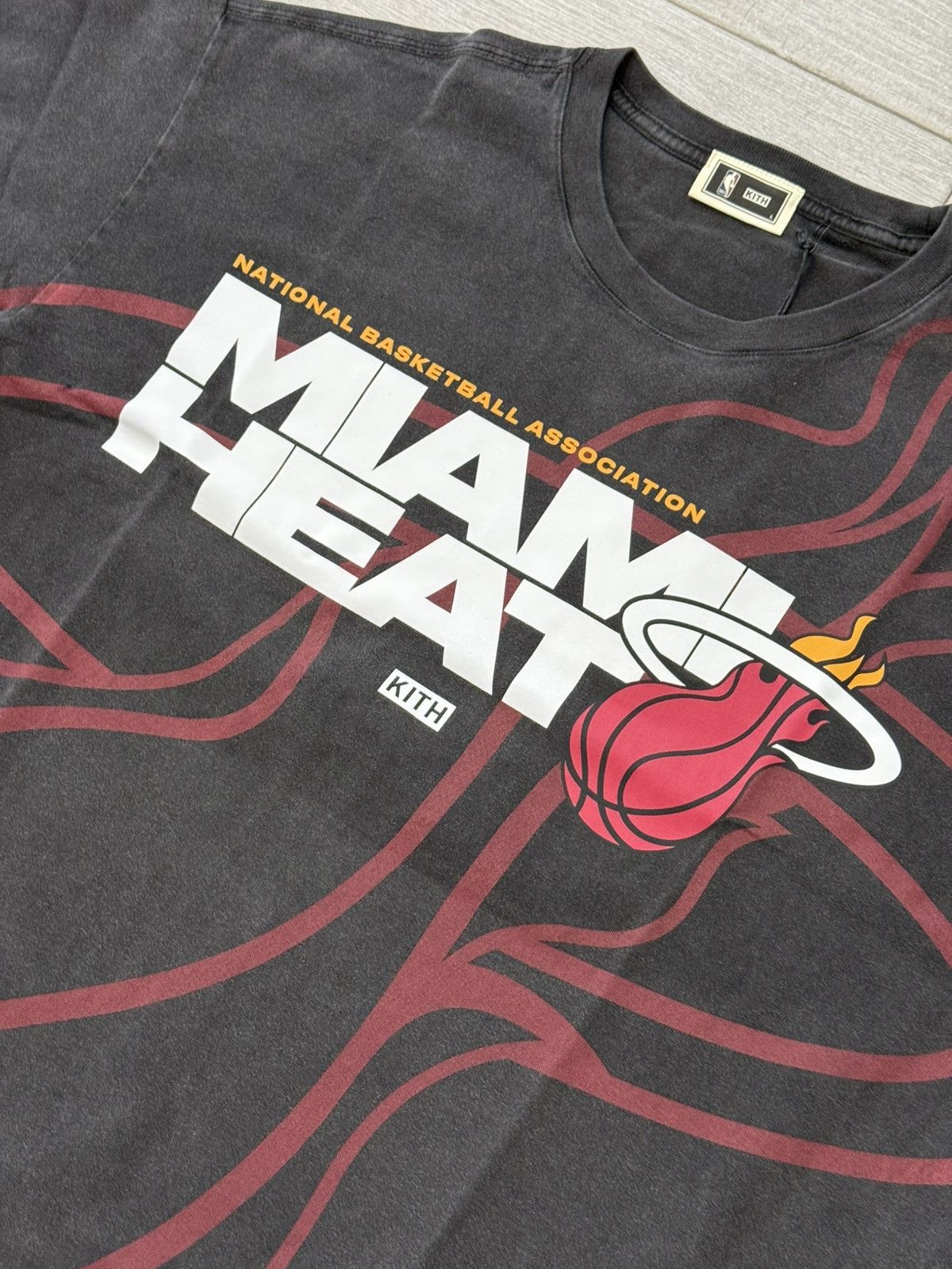 Kith × NBA KITH for NBA All-Star Miami Heat Vintage Tee Black Sz Large Size US L / EU 52-54 / 3 - 2 Thumbnail