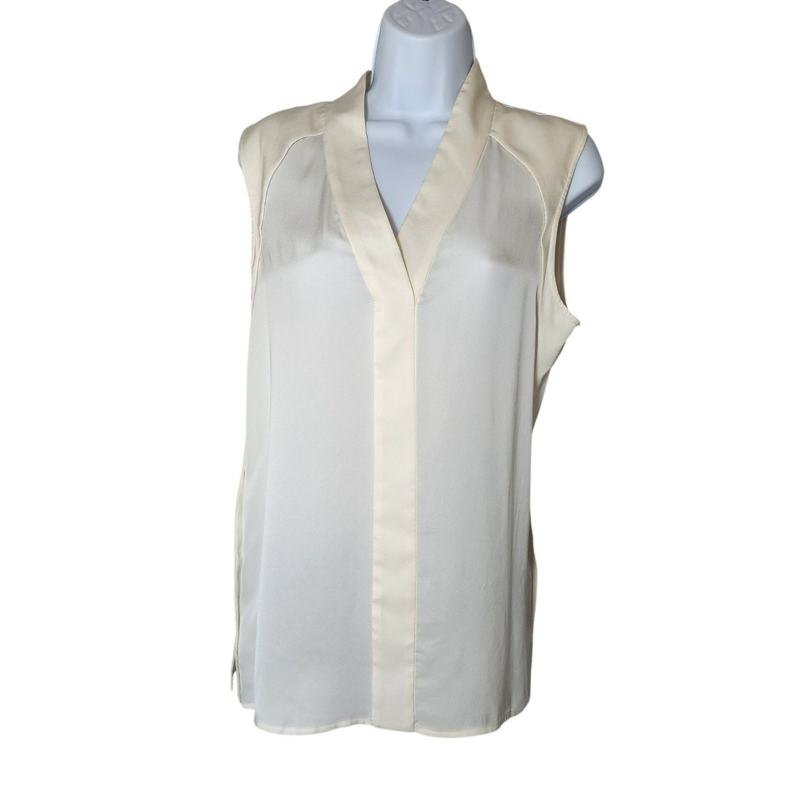 Theory Theory Top L Ivory Silk Sleeveless V-Neck NWT $195 Designer Size L / US 10 / IT 46 - 6 Thumbnail