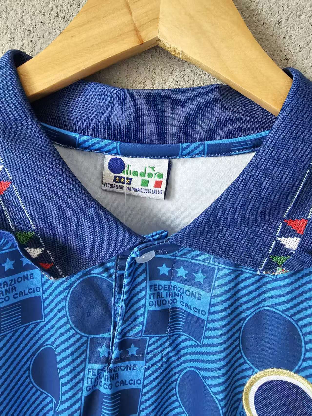 Other 1994 Italy 10 Roberto Baggio Jersey Home Size US XL / EU 56 / 4 - 5 Thumbnail