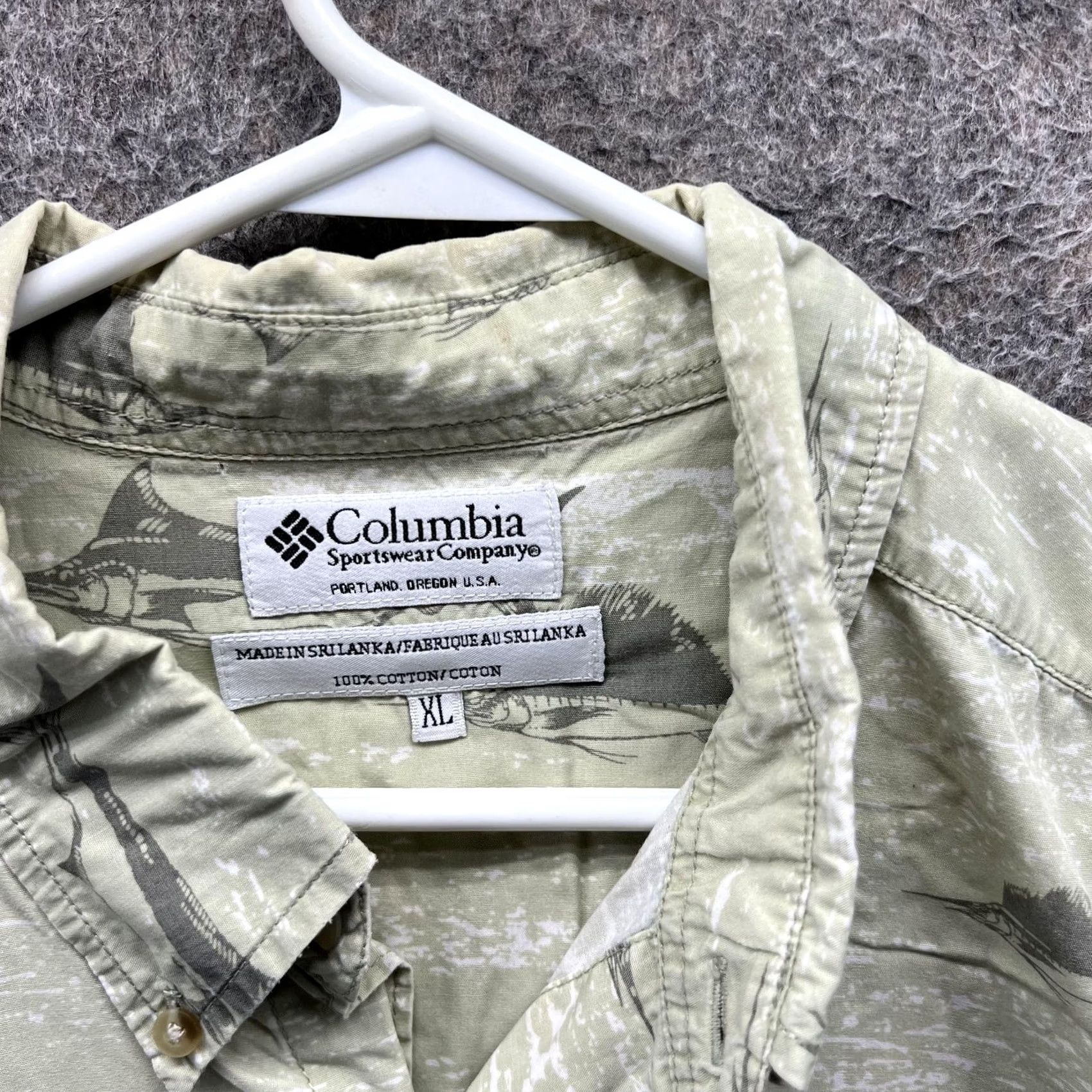 Vintage Columbia Shirt Mens XL Green Cotton Short Sleeve Button Front Casual Fish Print Size US XL / EU 56 / 4 - 2 Thumbnail