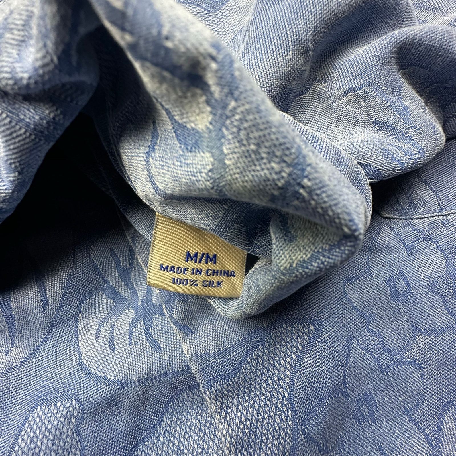 Tommy Bahama Tommy Bahama 100% Silk Floral Hawaiian Shirt Mens M Blue Size US M / EU 48-50 / 2 - 7 Thumbnail